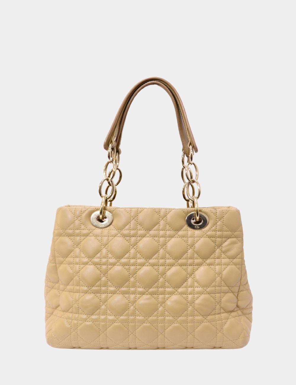 De las mujeres Christian Dior