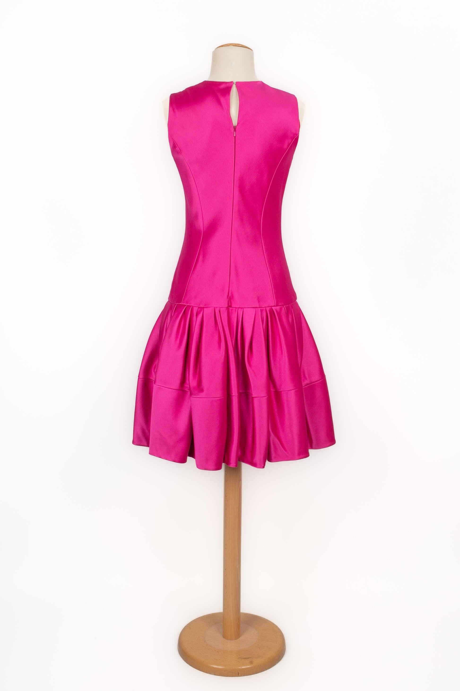 Christian Dior Fuchsia Satin Sleeveless Dress, 2012 In Good Condition For Sale In SAINT-OUEN-SUR-SEINE, FR