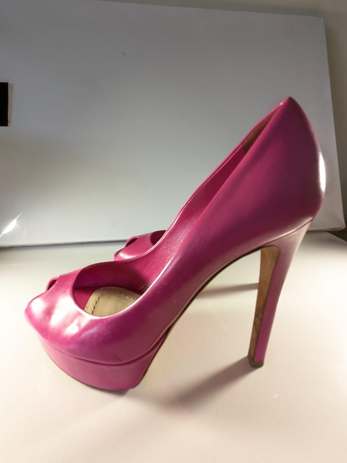 Brown Christian Dior Fuxia Pointed Toe Pumps Size 38 For Sale