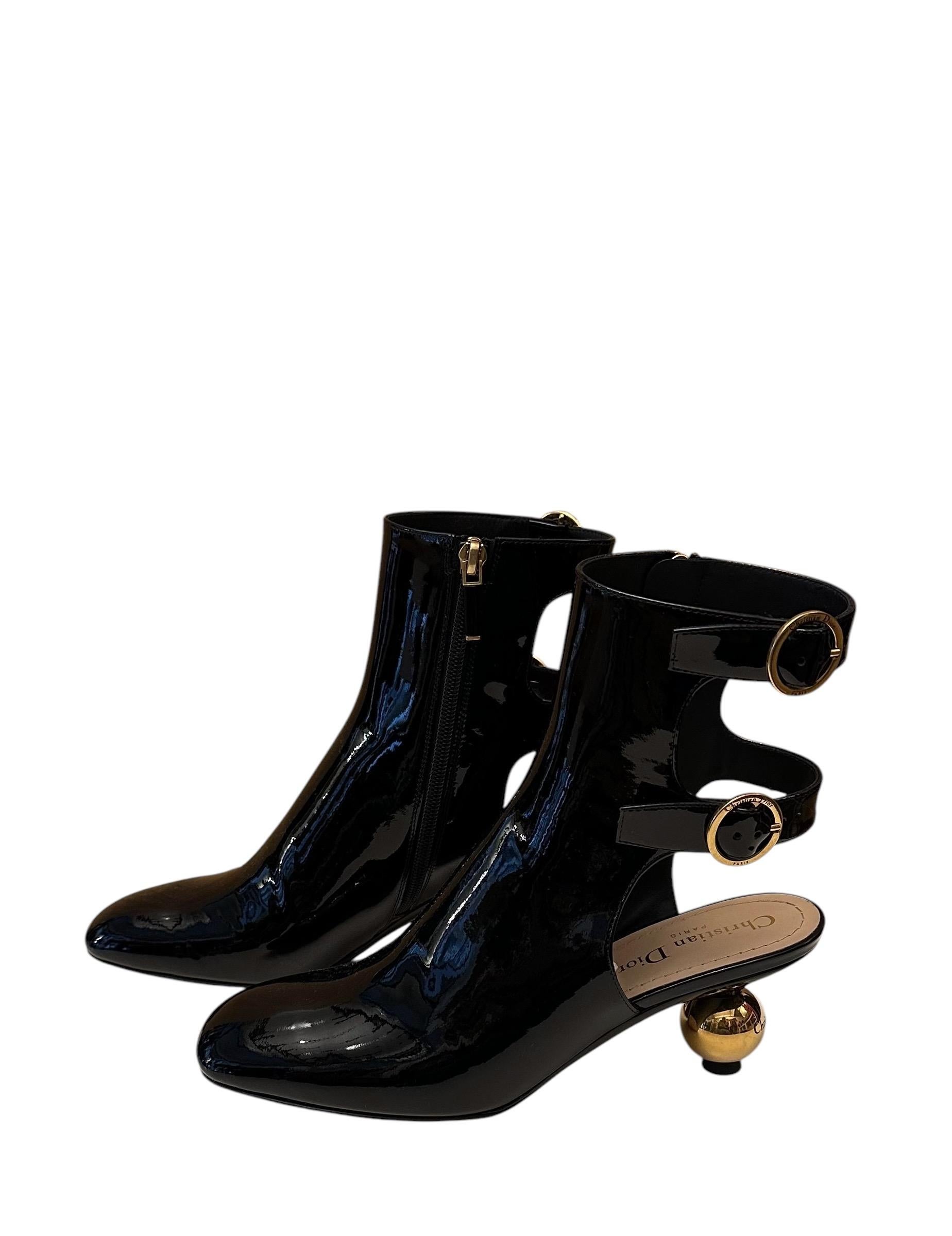 Christian Dior FW 24 D-Idole Black Patent Ankle Strap Boots For Sale 6