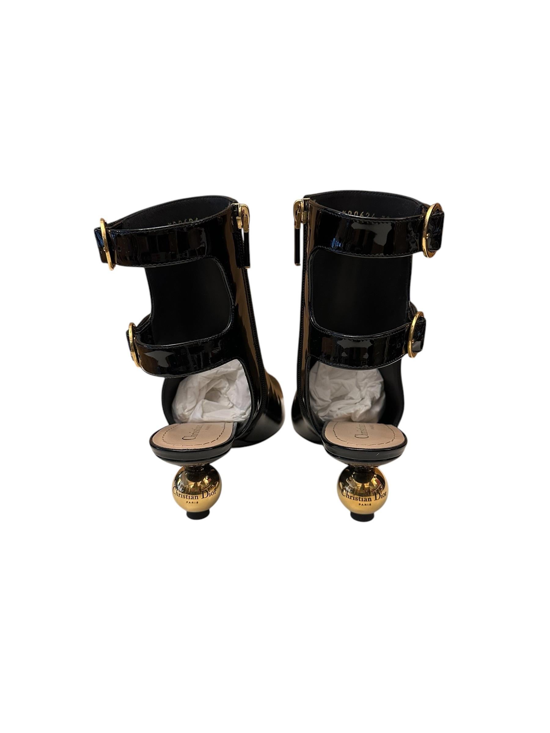 Christian Dior FW 24 D-Idole Black Patent Ankle Strap Boots For Sale 3