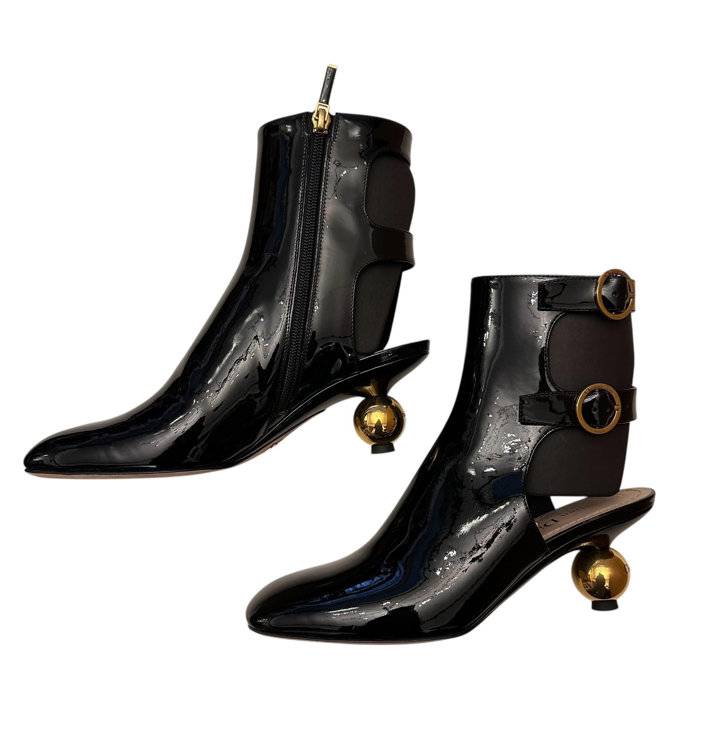 Christian Dior FW 24 D-Idole Black Patent Ankle Strap Boots For Sale 4