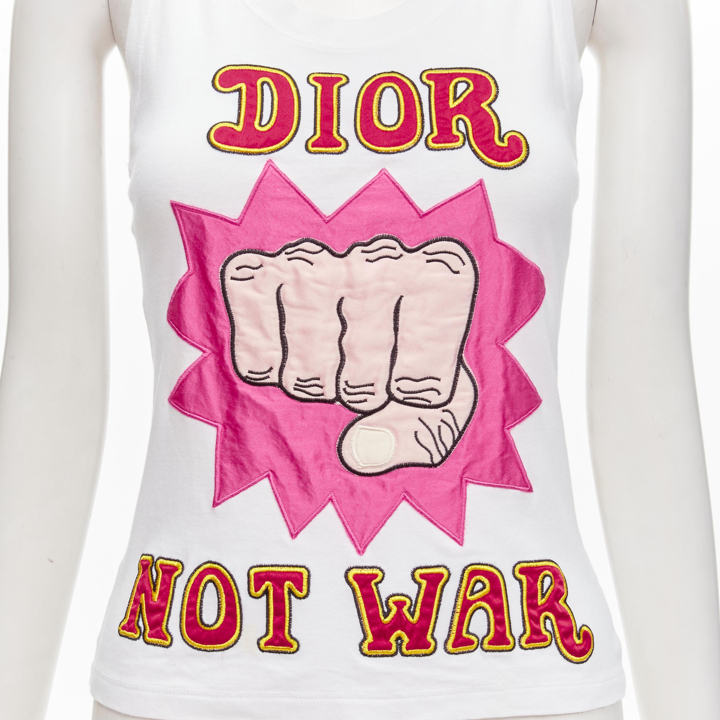 CHRISTIAN DIOR Galliano 2005 Vintage Not War Propaganda print white tank top FR38 M
Reference: TGAS/C01954
Brand: Christian Dior
Designer: John Galliano
Collection: SS2005
Material: Cotton
Color: White, Pink
Pattern: Abstract
Closure: Pullover
Extra