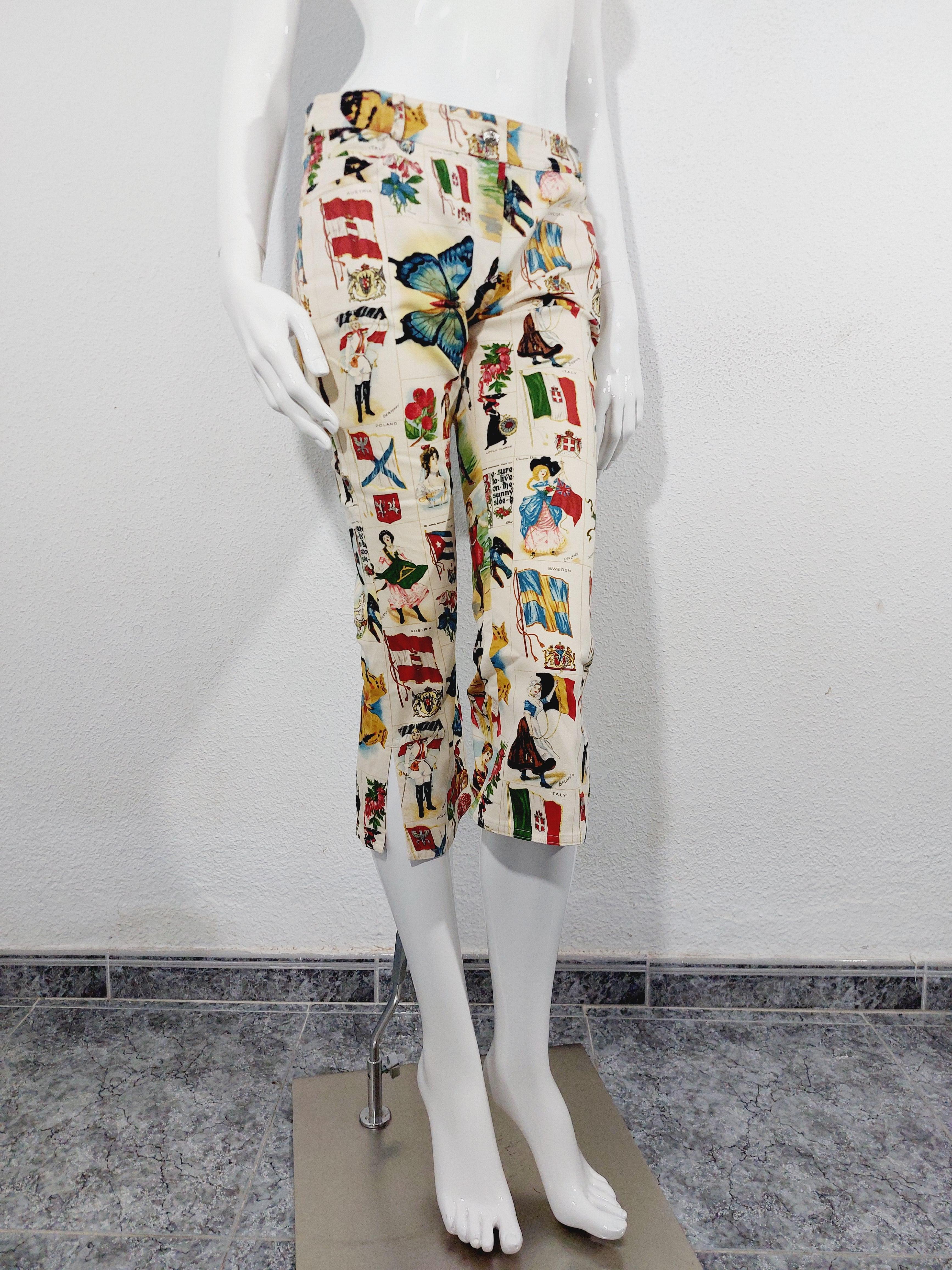 Gris Christian Dior Galliano Stamp Flag Countries Butterfly 2002 Runway Capri Pants en vente