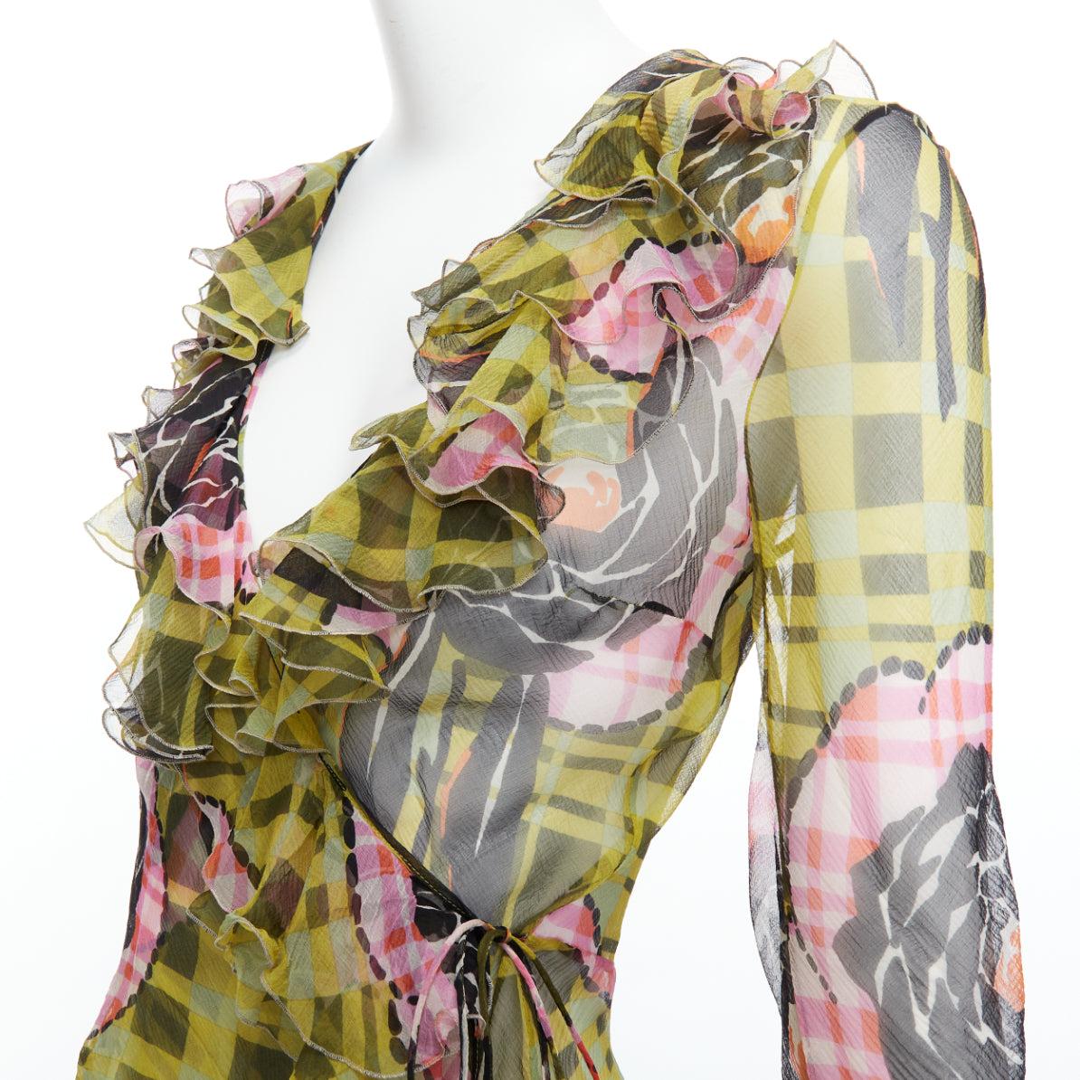 CHRISTIAN DIOR Galliano Vintage 2002 green pink silk ruffle wrap blouse FR36 S
Reference: TGAS/E00061
Brand: Dior
Designer: John Galliano
Collection: 2002 Fall Winter
Material: Silk
Color: Green, Pink
Pattern: Checkered
Closure: Wrap Tie
Extra