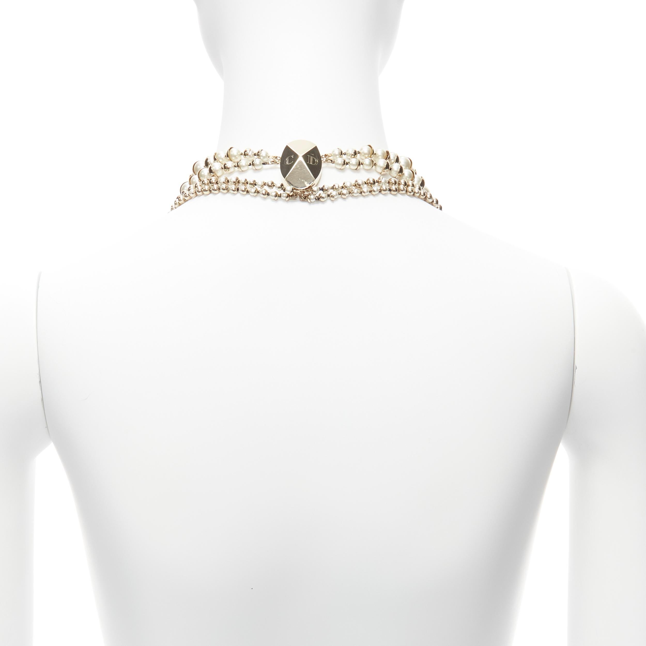 cd pearl choker