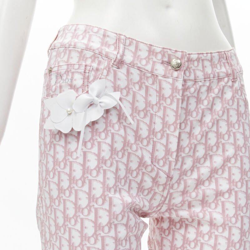CHRISTIAN DIOR Galliano Y2K pink monogram crystal flared cropped pants FR36 S
Reference: ANWU/A00548
Brand: Dior
Designer: John Galliano
Material: Cotton, Lycra
Color: Pink
Pattern: Monogram
Closure: Zip
Extra Details: 5-pocket design. Dior crystal