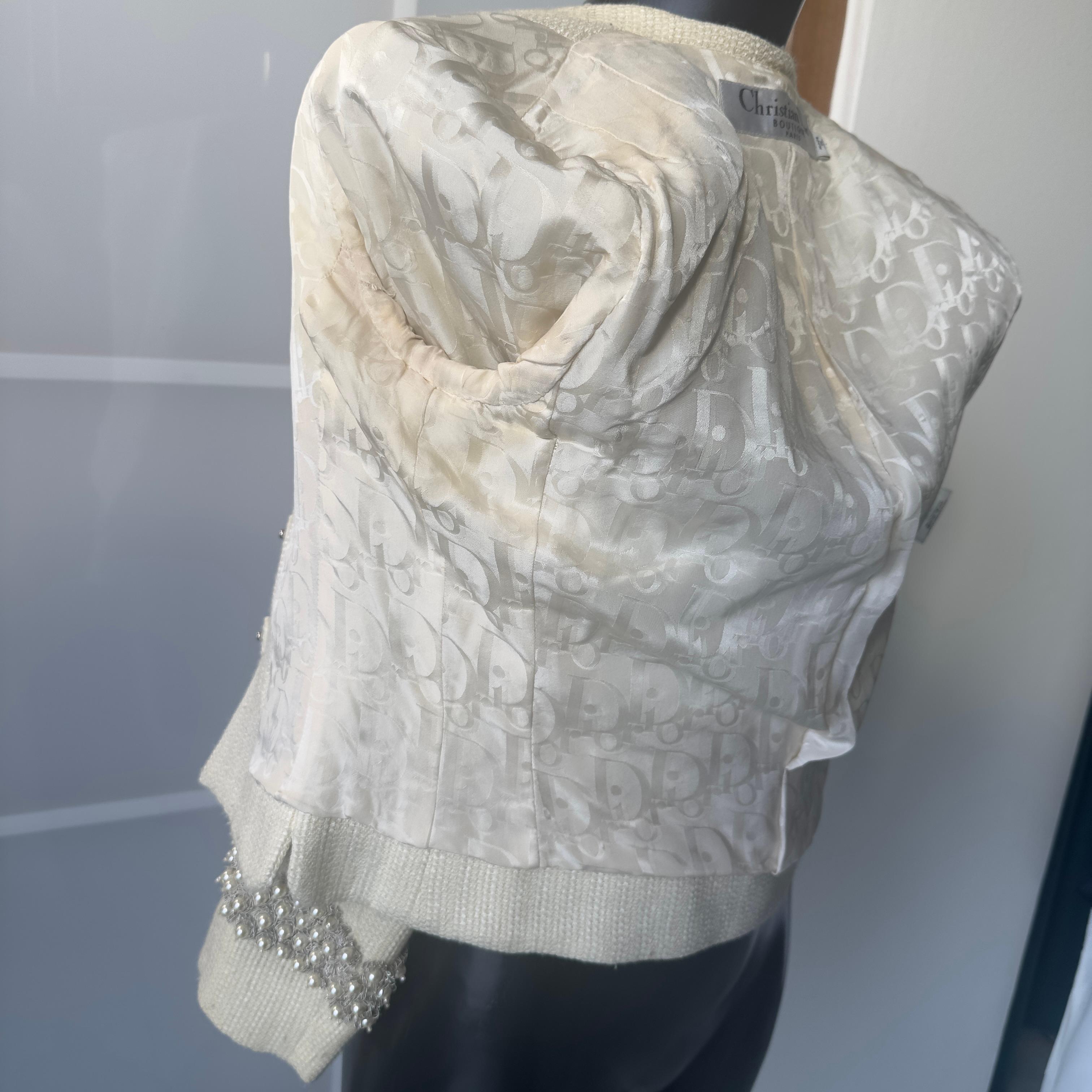 Elfenbeinfarbene Wolljacke von Christian Dior mit Perlen aus den 90ern im Angebot 9