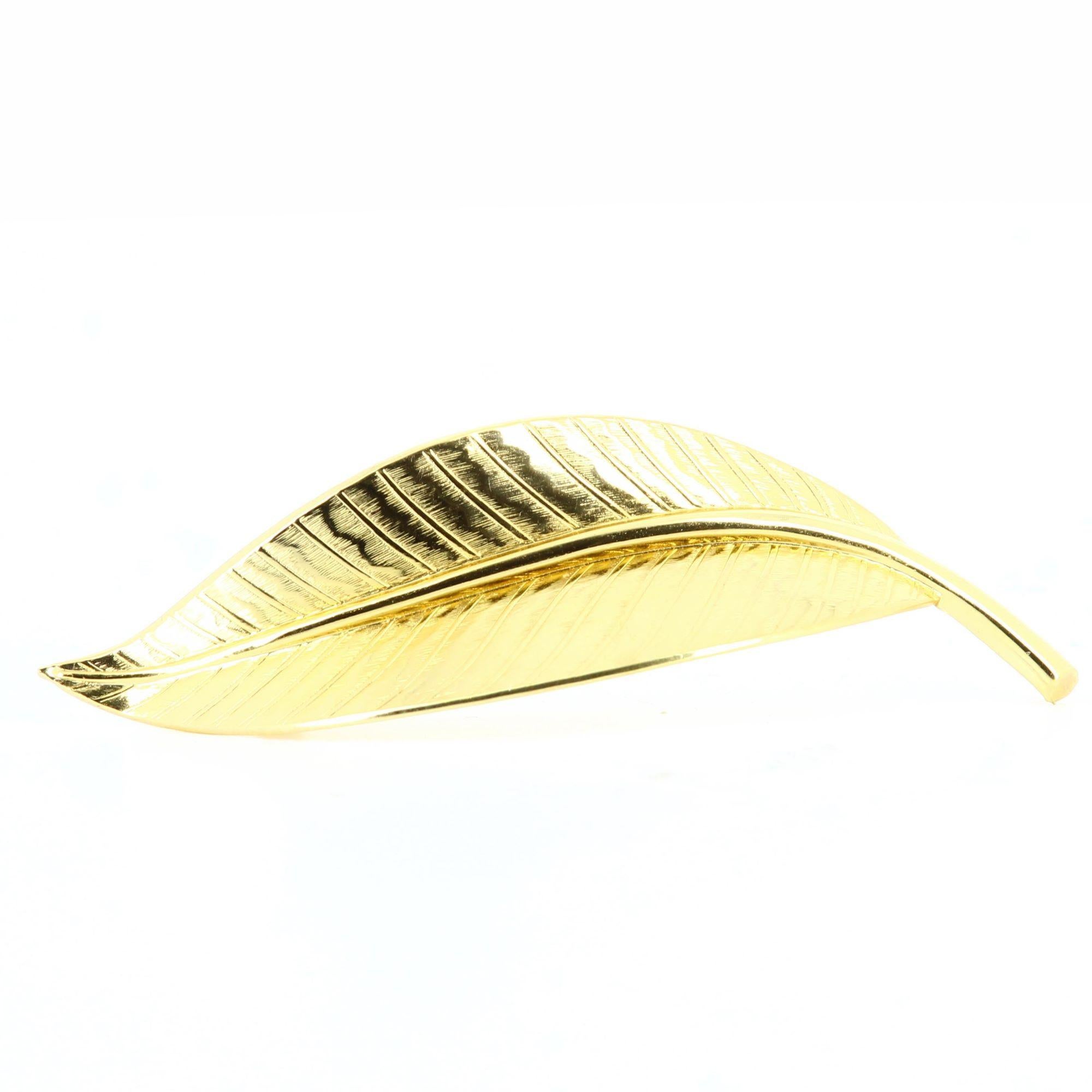 Christian Dior Gold Metal Brooch In Good Condition In PARIS, FR