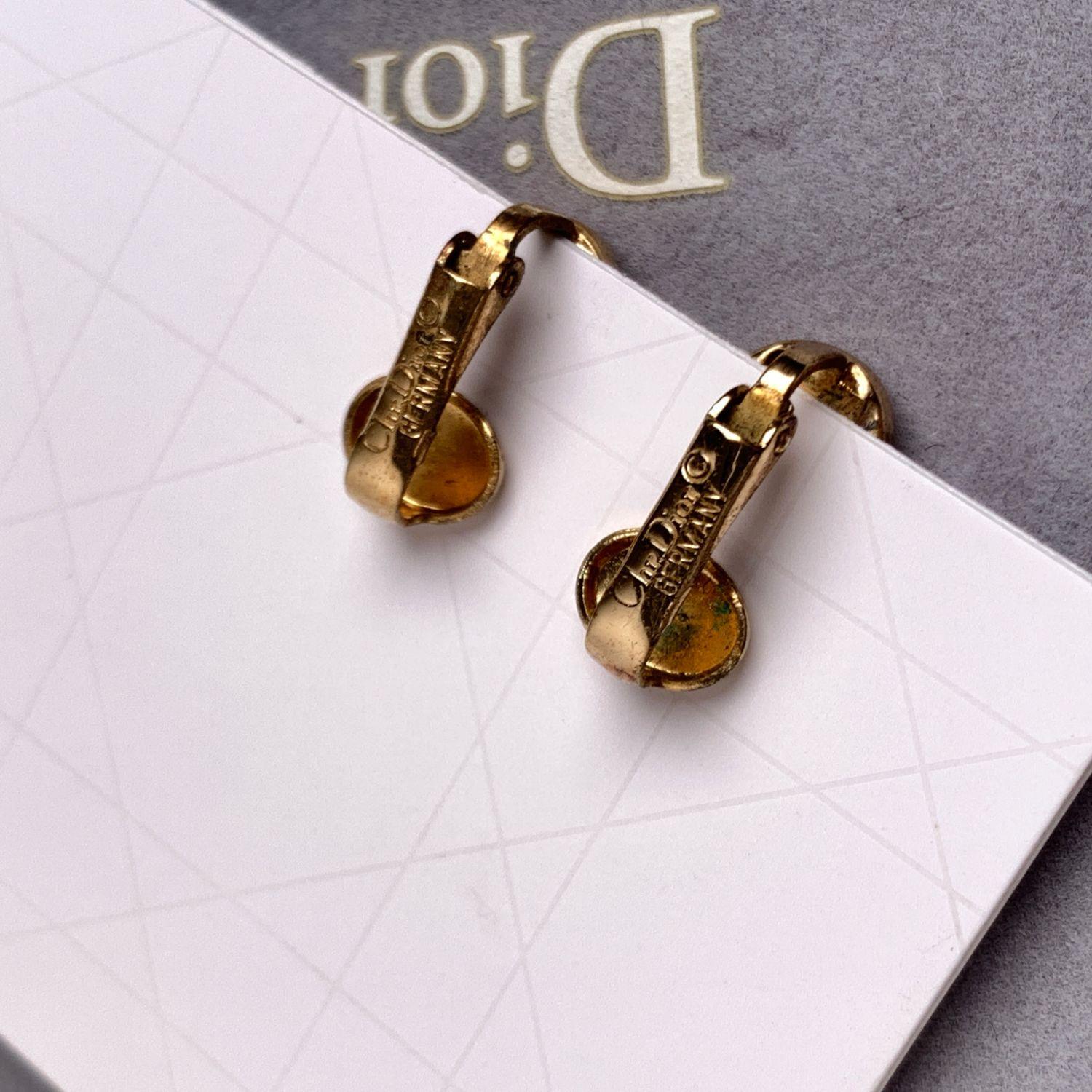 Women's Christian Dior Gold Metal Oval CD Logo Clip On Earrings