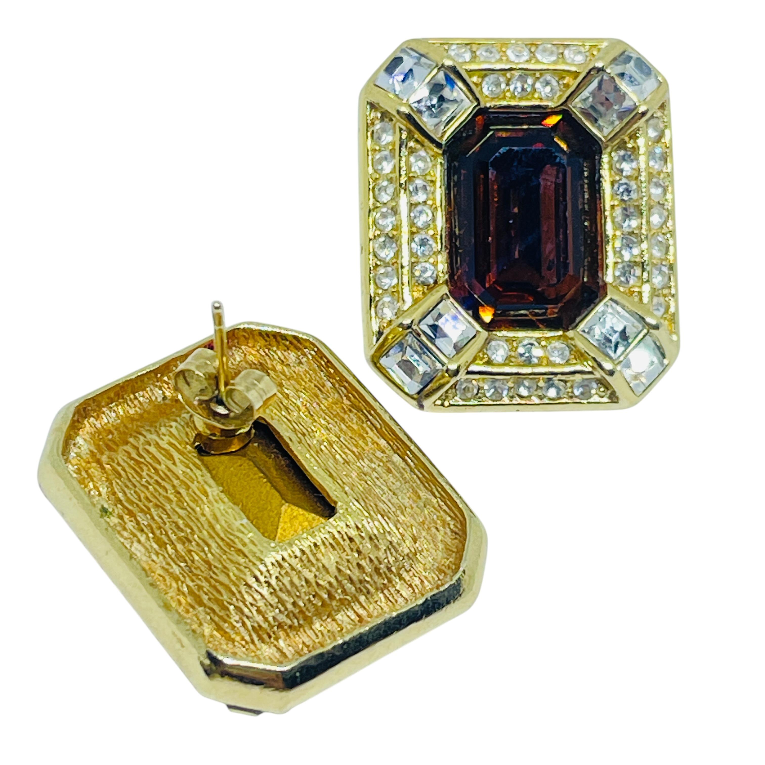 Orecchini firmati CHRISTIAN DIOR con cristalli placcati in oro In condizioni buone in vendita a Palos Hills, IL