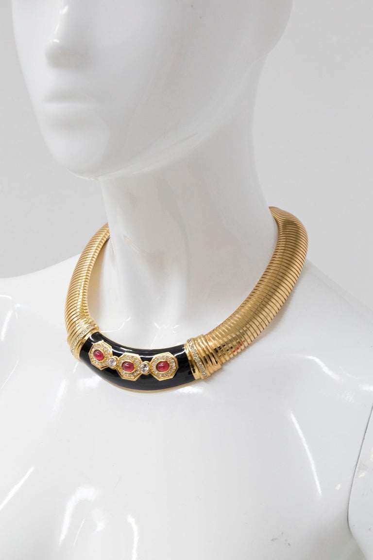 Regency CHRISTIAN DIOR gold-tone choker necklace with red Gripoix For Sale