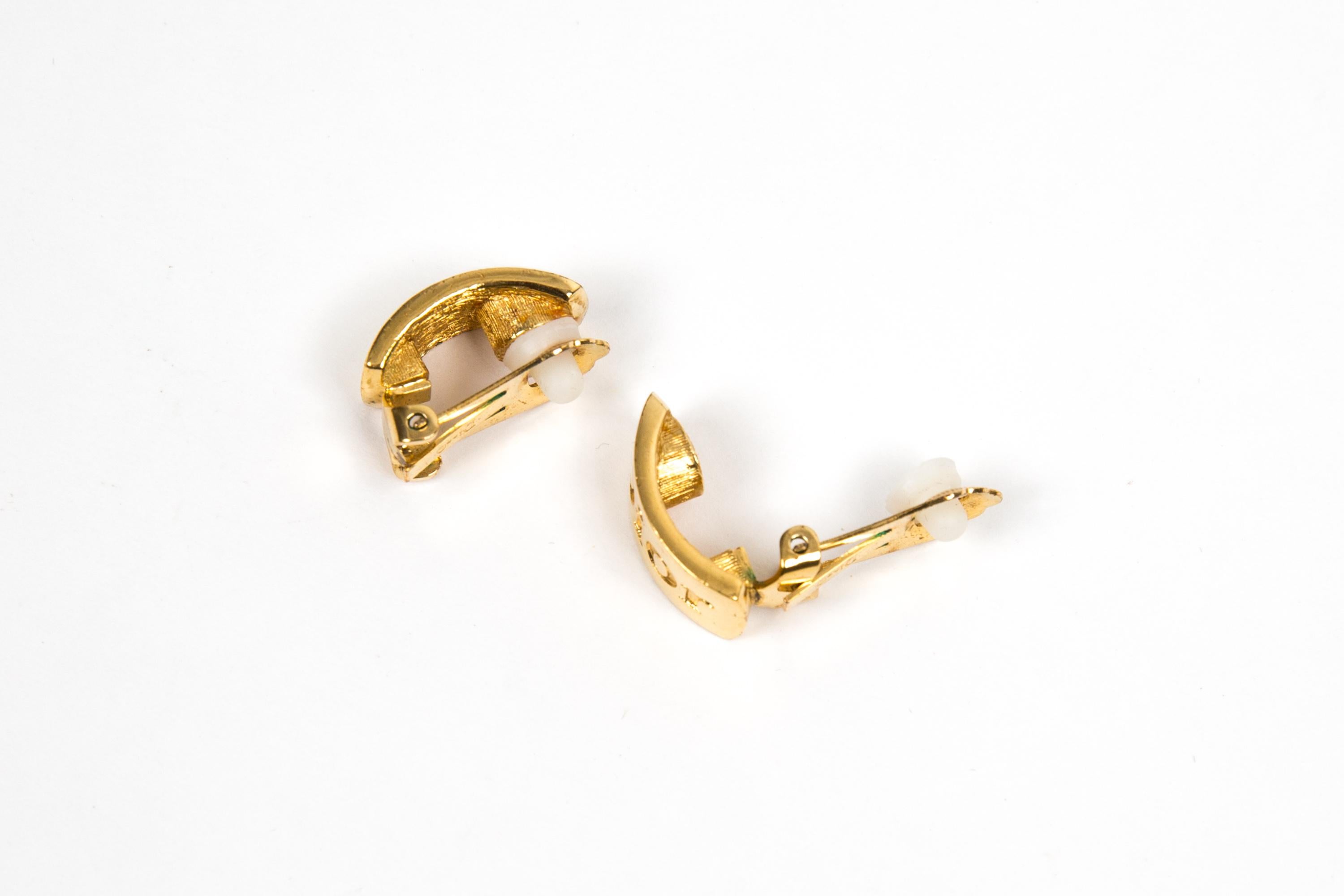 Christian Dior ton or  Boucles d'oreilles 2 x1 Pour femmes en vente