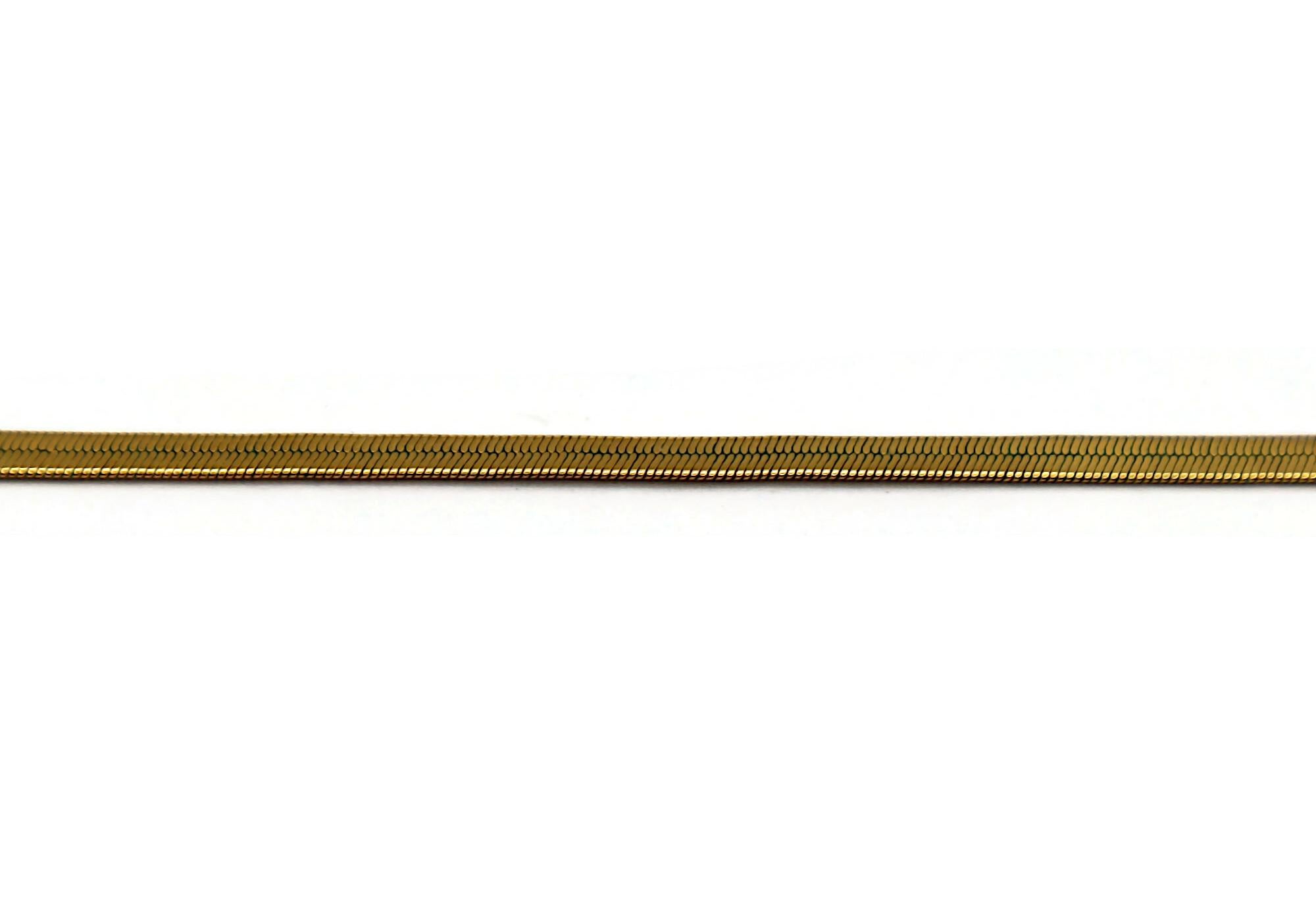 CHRISTIAN DIOR Goldfarbene flache Fischgrät-Halskette mit D-Anhänger, CHRISTIAN DIOR im Angebot 1