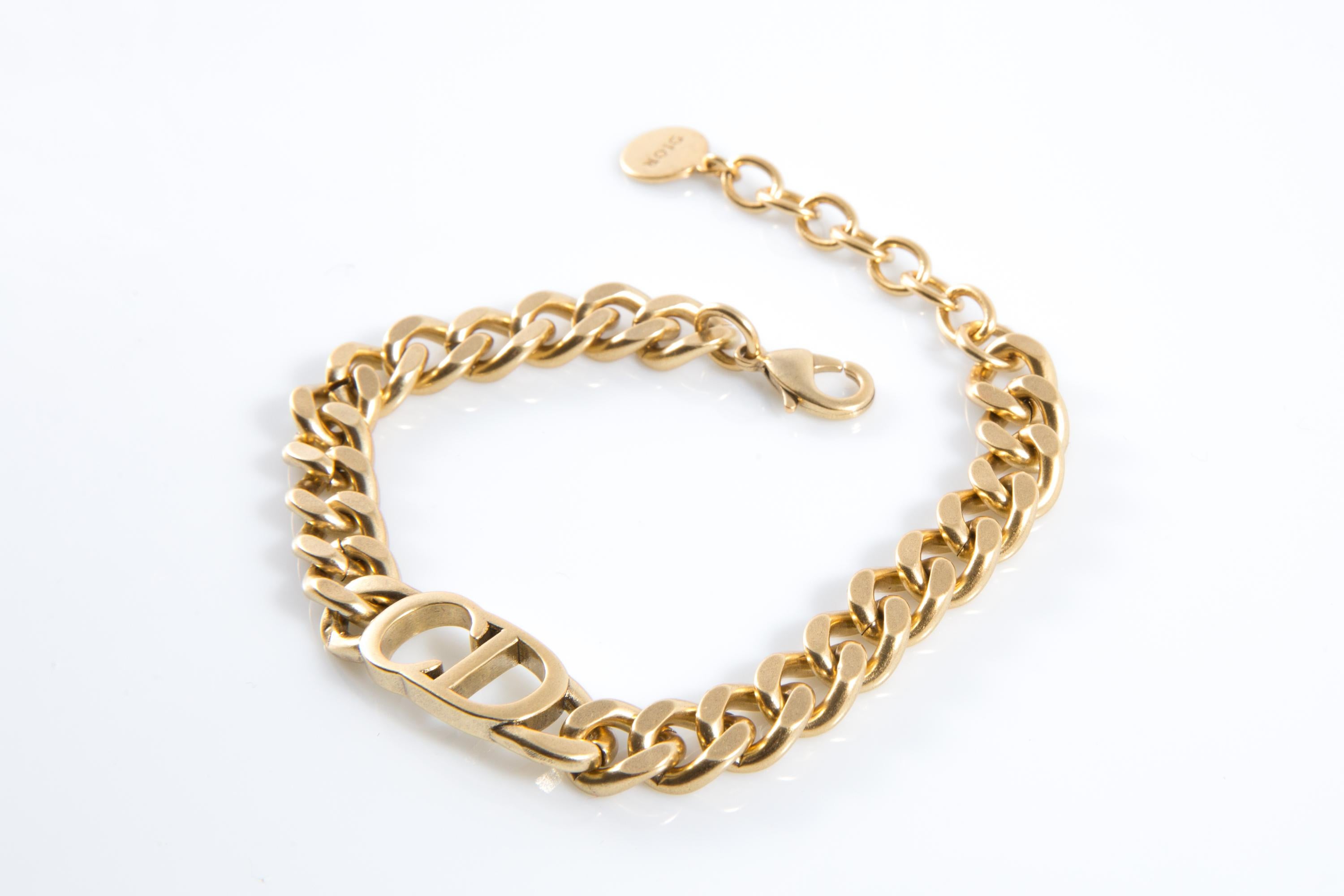Christian Dior - Bracelet à large chaîne CD en or en vente 1