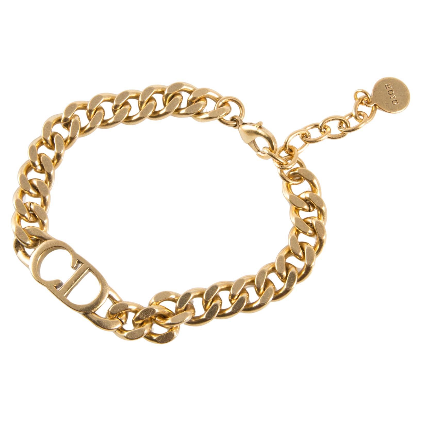 Christian Dior Pulsera Cadena CD Grande Tono Dorado