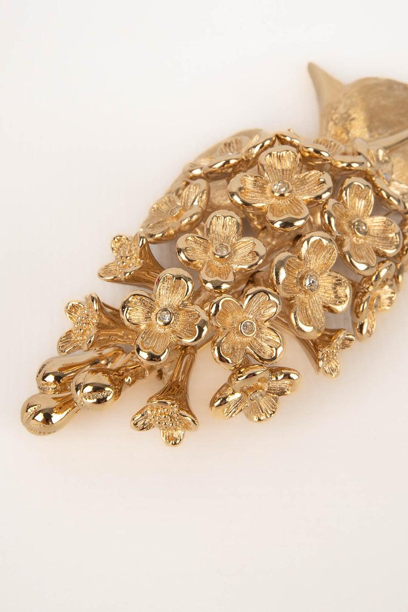 Christian Dior Broche en métal doré Bon état - En vente à SAINT-OUEN-SUR-SEINE, FR