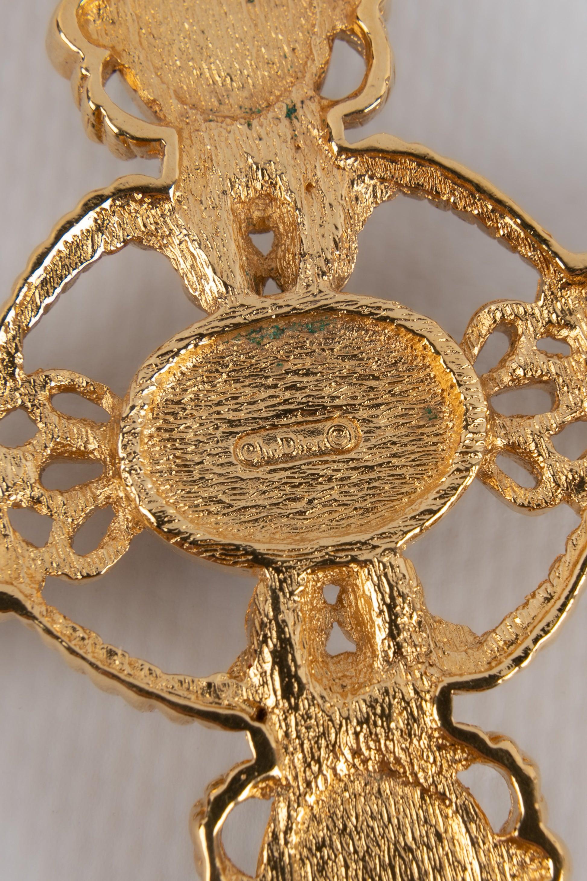 Christian Dior - Collier croix en métal doré en vente 1