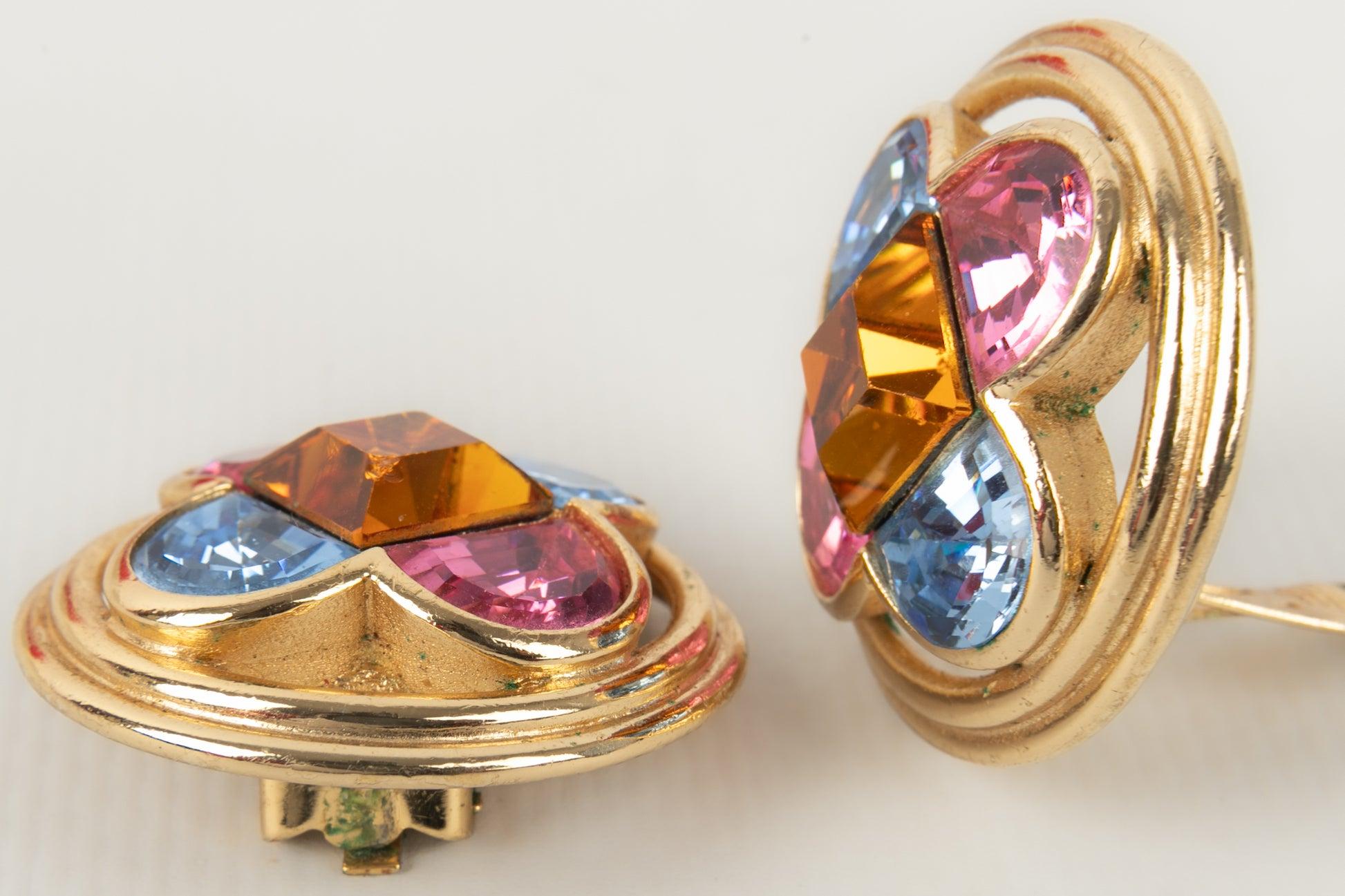 Christian Dior Golden Metal Openwork Clipon Earrings w/ Multicolored Rhinestones For Sale 1