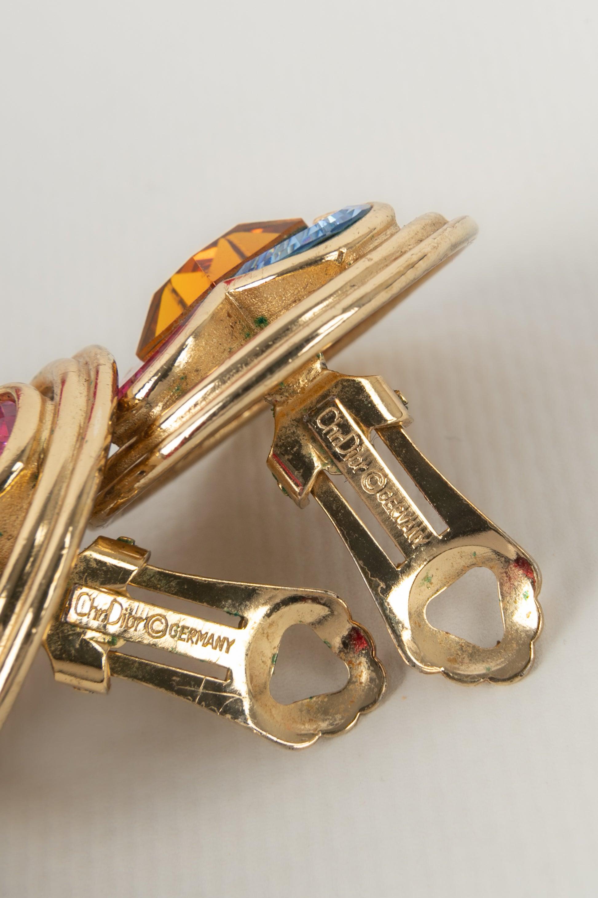 Christian Dior Golden Metal Openwork Clipon Earrings w/ Multicolored Rhinestones For Sale 2
