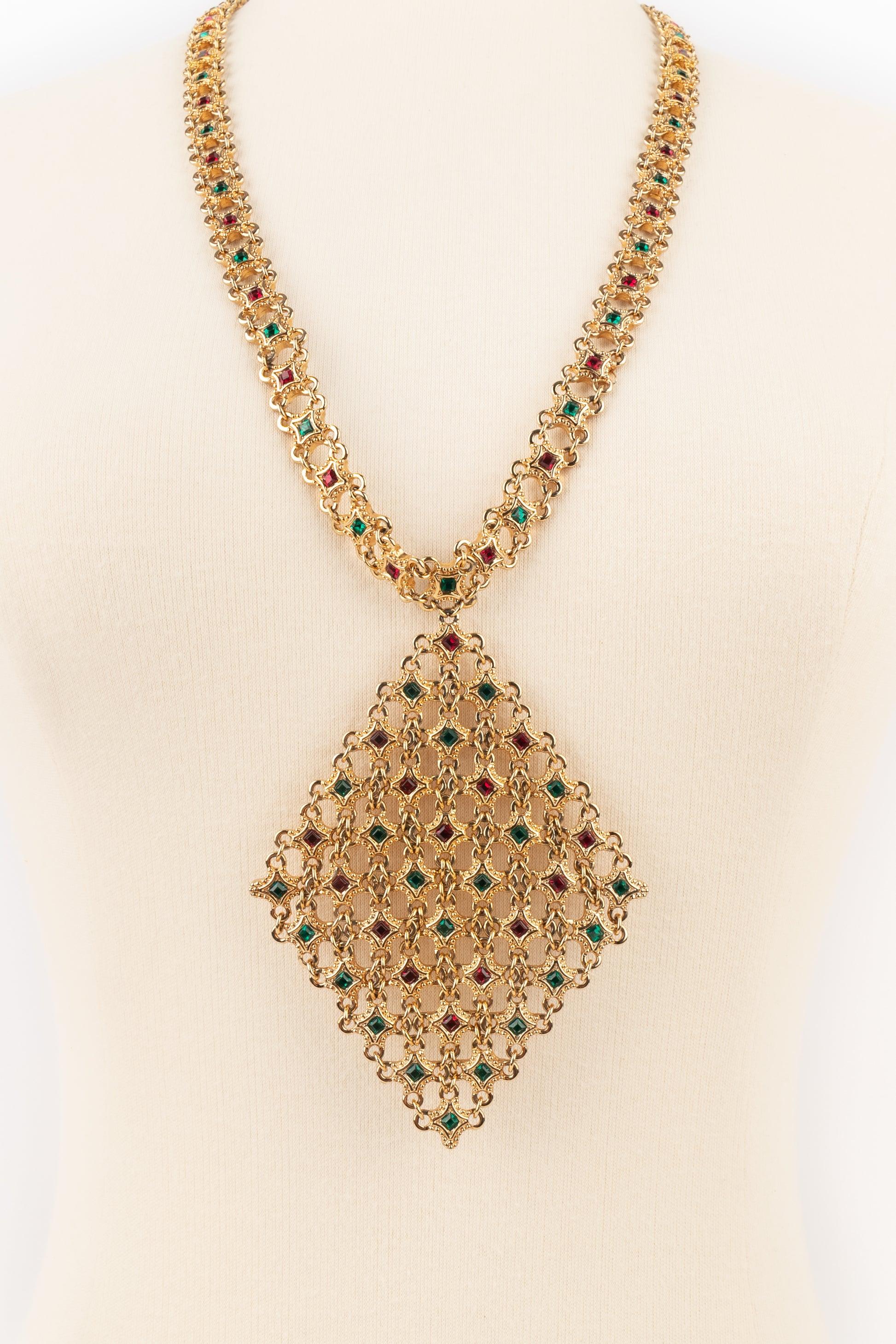 Christian Dior Golden Metal Pendant Necklace In Excellent Condition For Sale In SAINT-OUEN-SUR-SEINE, FR