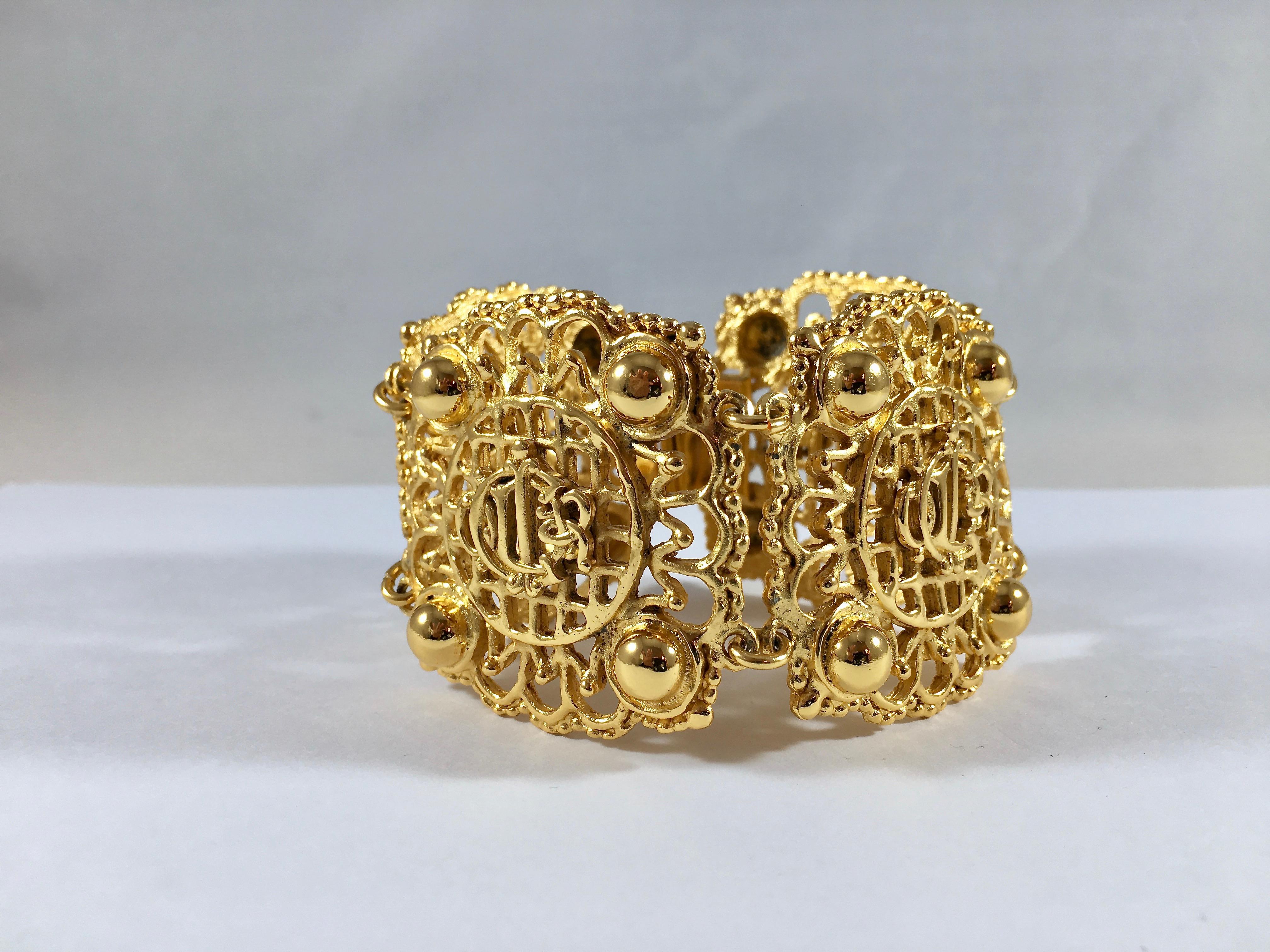 Christian Dior Goldtone Logo Bracelet 1980s In Excellent Condition For Sale In Chicago, IL