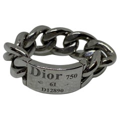 Christian DIOR Bague Gourmette en or blanc 18 carats avec chaîne