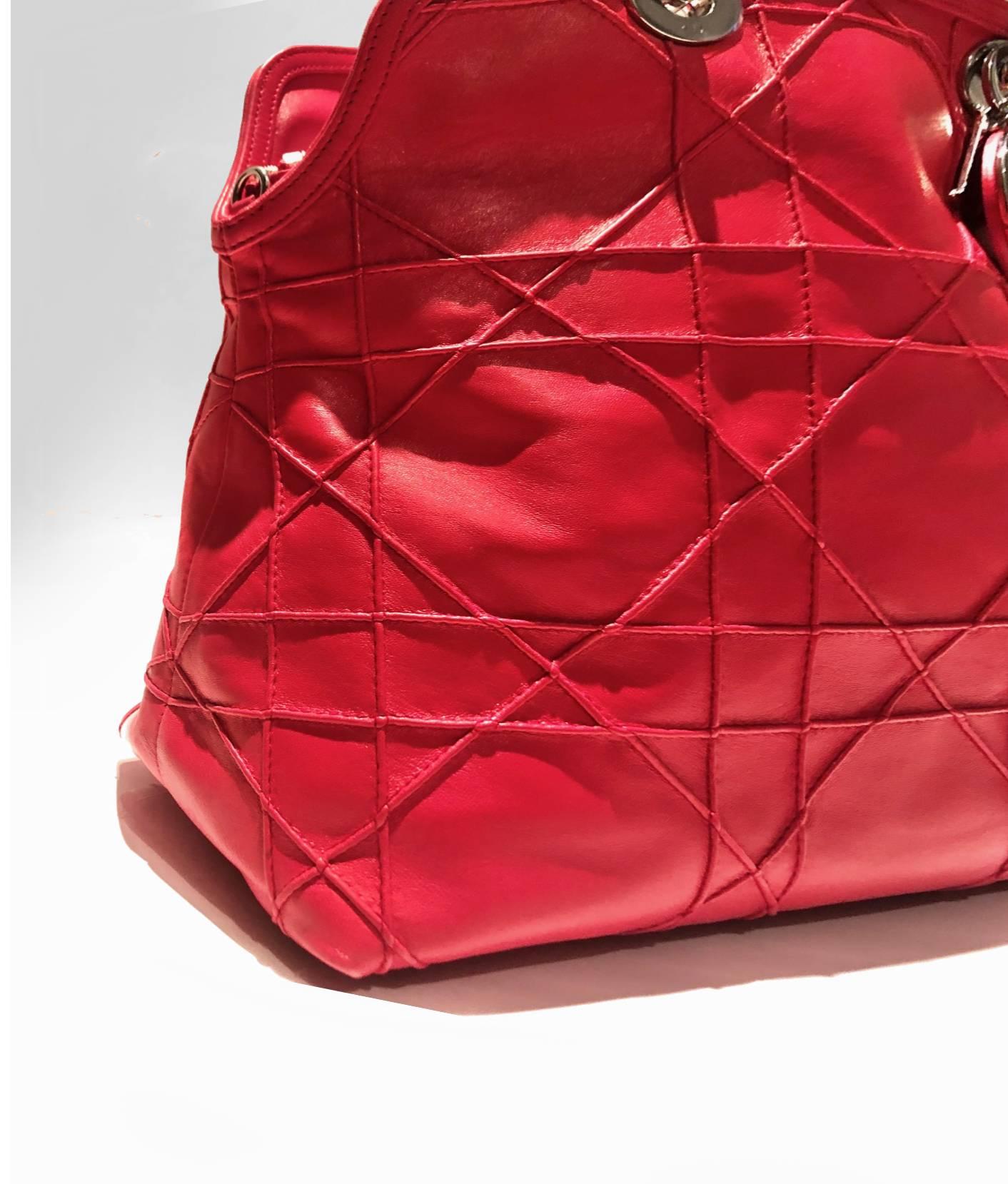 Christian Dior Granville Calfskin Red Leather Tote Bag with multicolor strap In Excellent Condition In London, GB