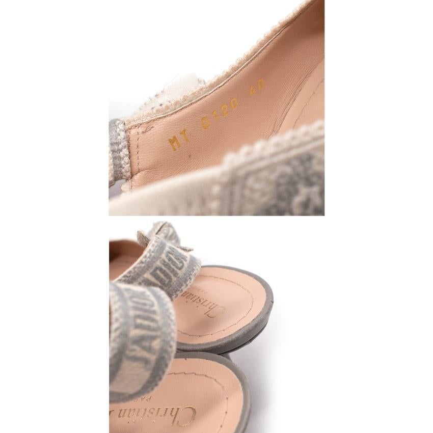 Christian Dior Graue Toile de Jouy J'adior Slingback Pumpe mit Absatz im Angebot 6