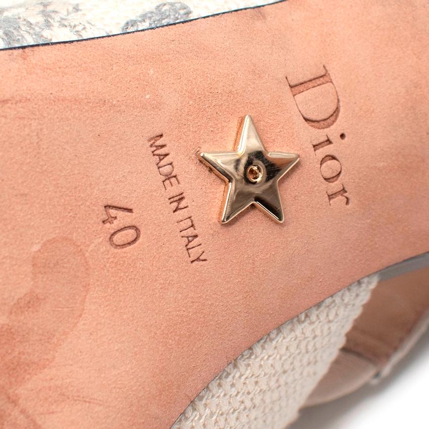 Christian Dior Graue Toile de Jouy J'adior Slingback Pumpe mit Absatz im Angebot 5