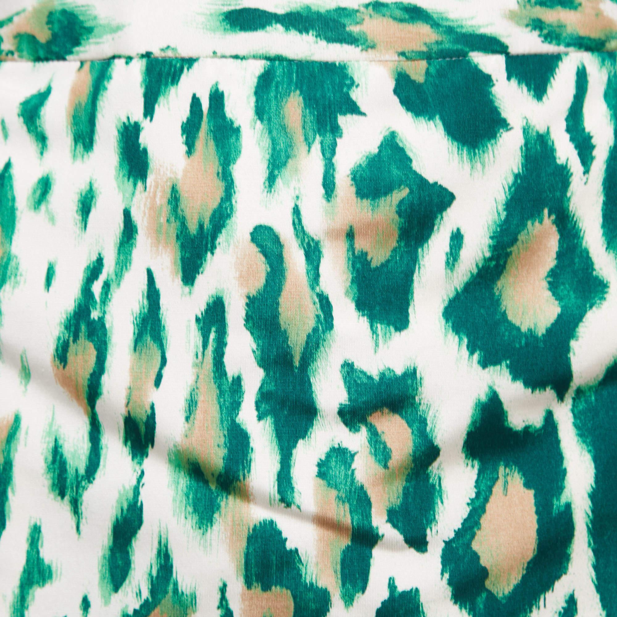 Christian Dior Green Animal Print Silk Pencil Skirt  In Excellent Condition For Sale In Dubai, Al Qouz 2
