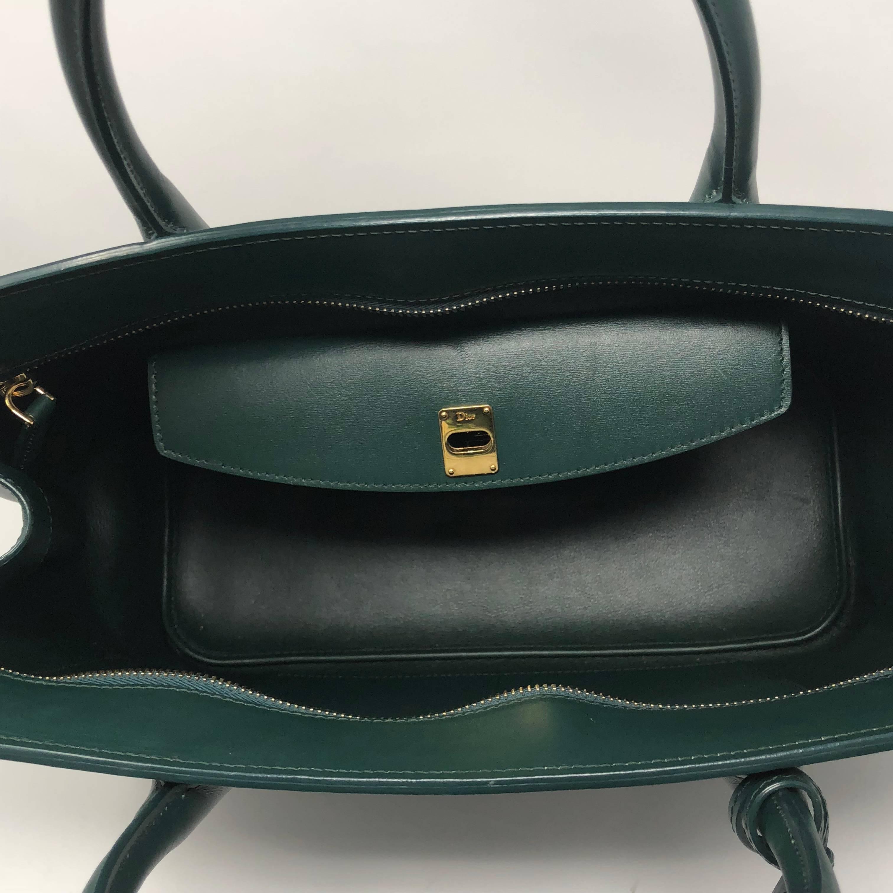 Christian Dior Green Open Bar Tote Bag In Excellent Condition In Athens, GA