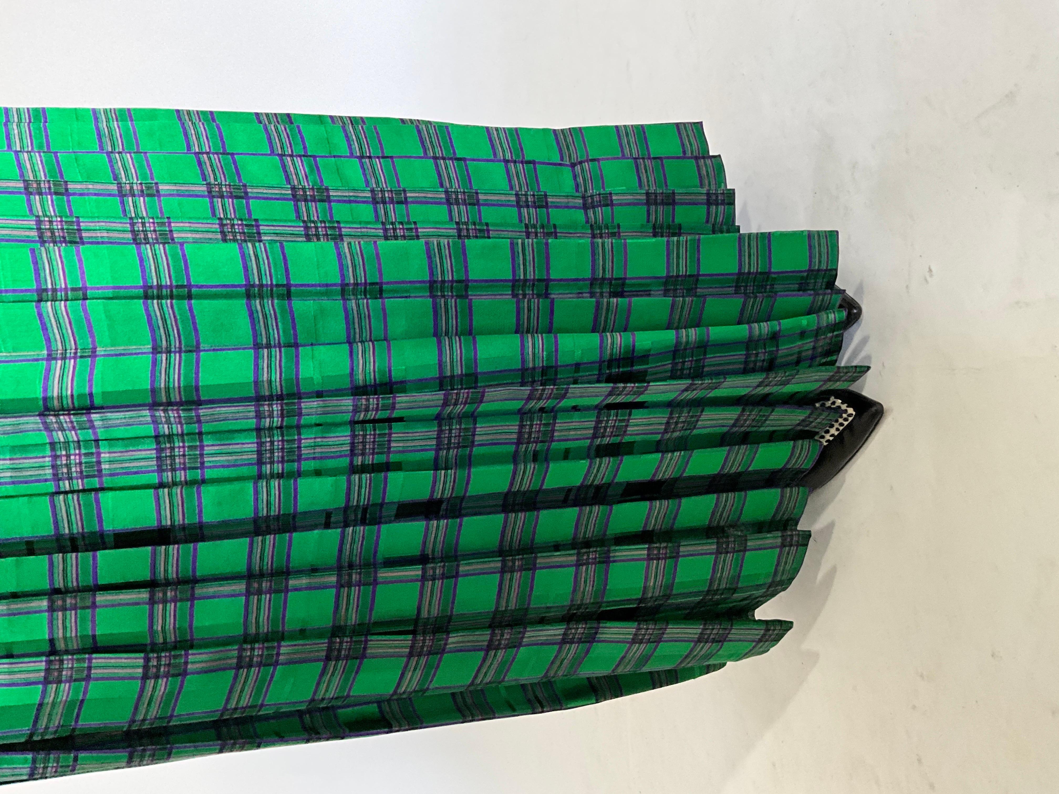 Christian Dior green tartan silk chiffon pleated maxi evening skirt For Sale 7