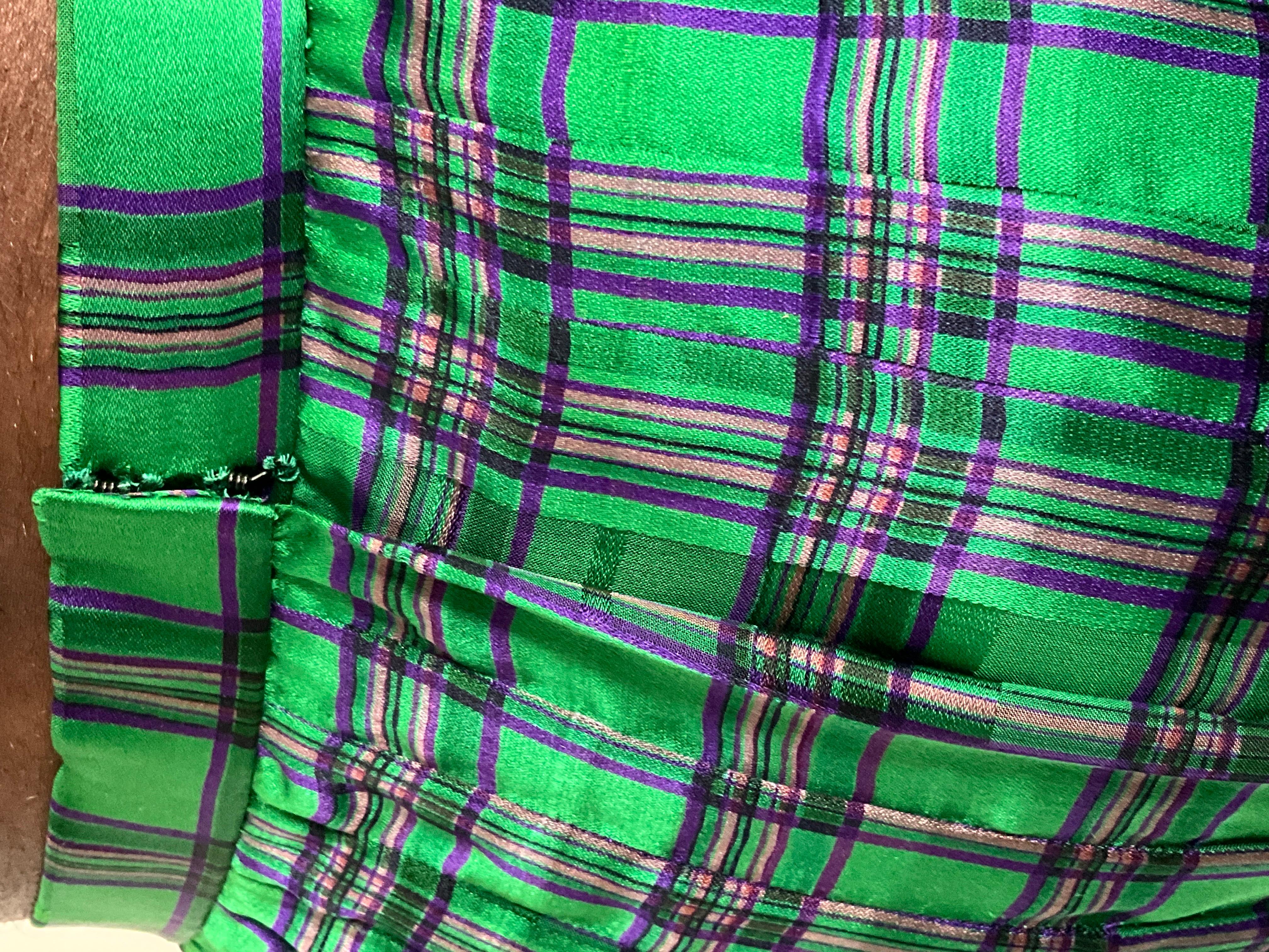 Christian Dior Grüner tartanfarbener Maxi-Abendrock aus Seidenchiffon mit Falten Damen im Angebot