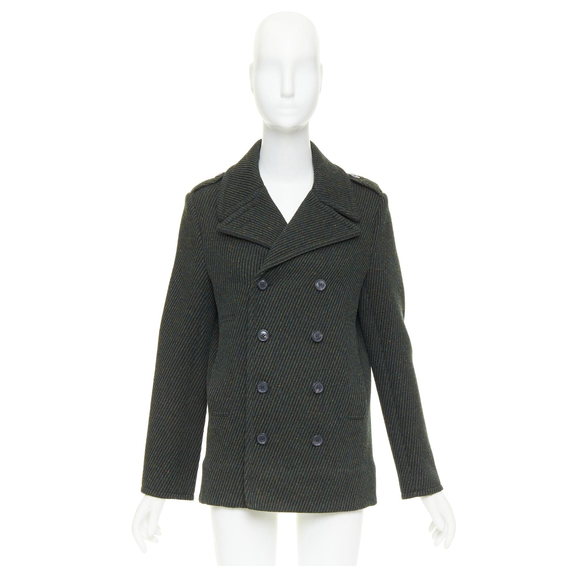 CHRISTIAN DIOR cappotto doppiopetto a costine in lana vergine verde FR36 S
Riferimento: NKLL/A00593
Marchio: Dior
Stilista: MARIA GRAZIA CHIURI
Materiale: Lana vergine, misto
Colore: verde
Modello: Tinta unita
Chiusura: bottone
Prodotto in: