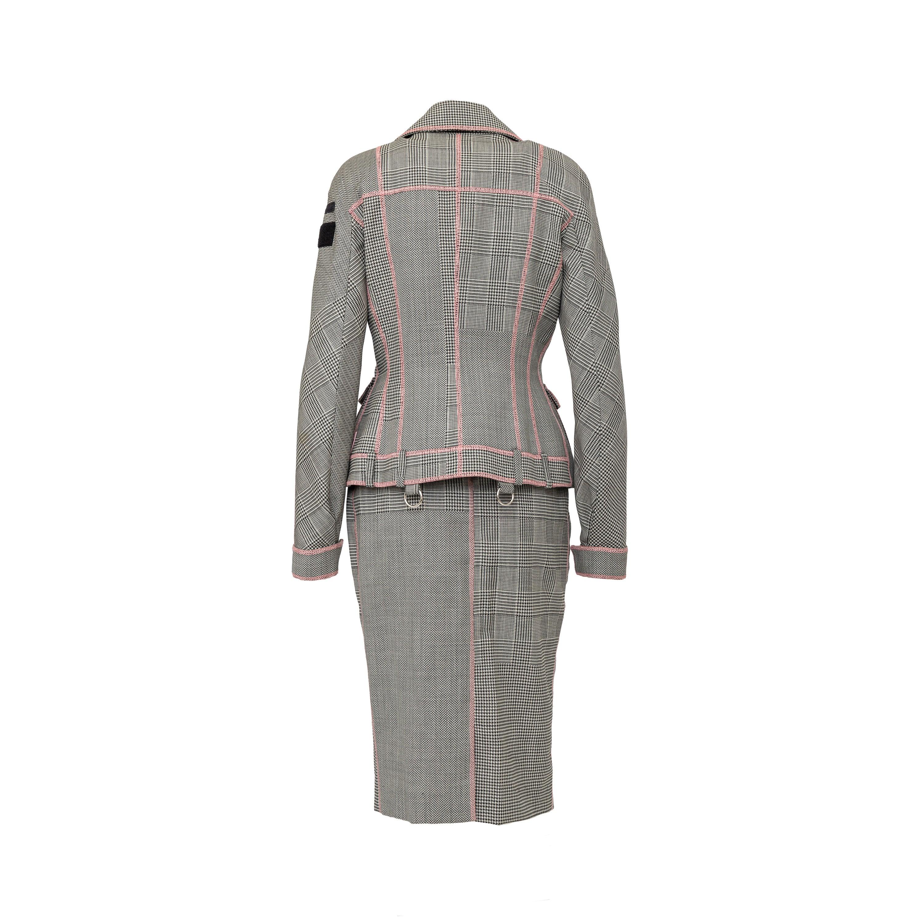 Set in lana e seta grigio e rosa di Christian Dior - anni '00 In condizioni ottime in vendita a Milano, IT