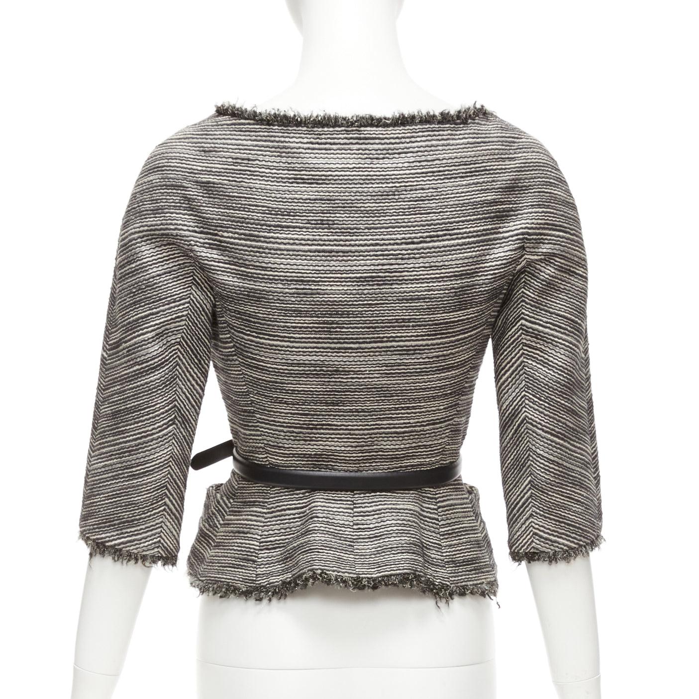 Donna Christian Dior, giacca grigia con applicazioni in cotone e cintura in pelle, FR36 S in vendita