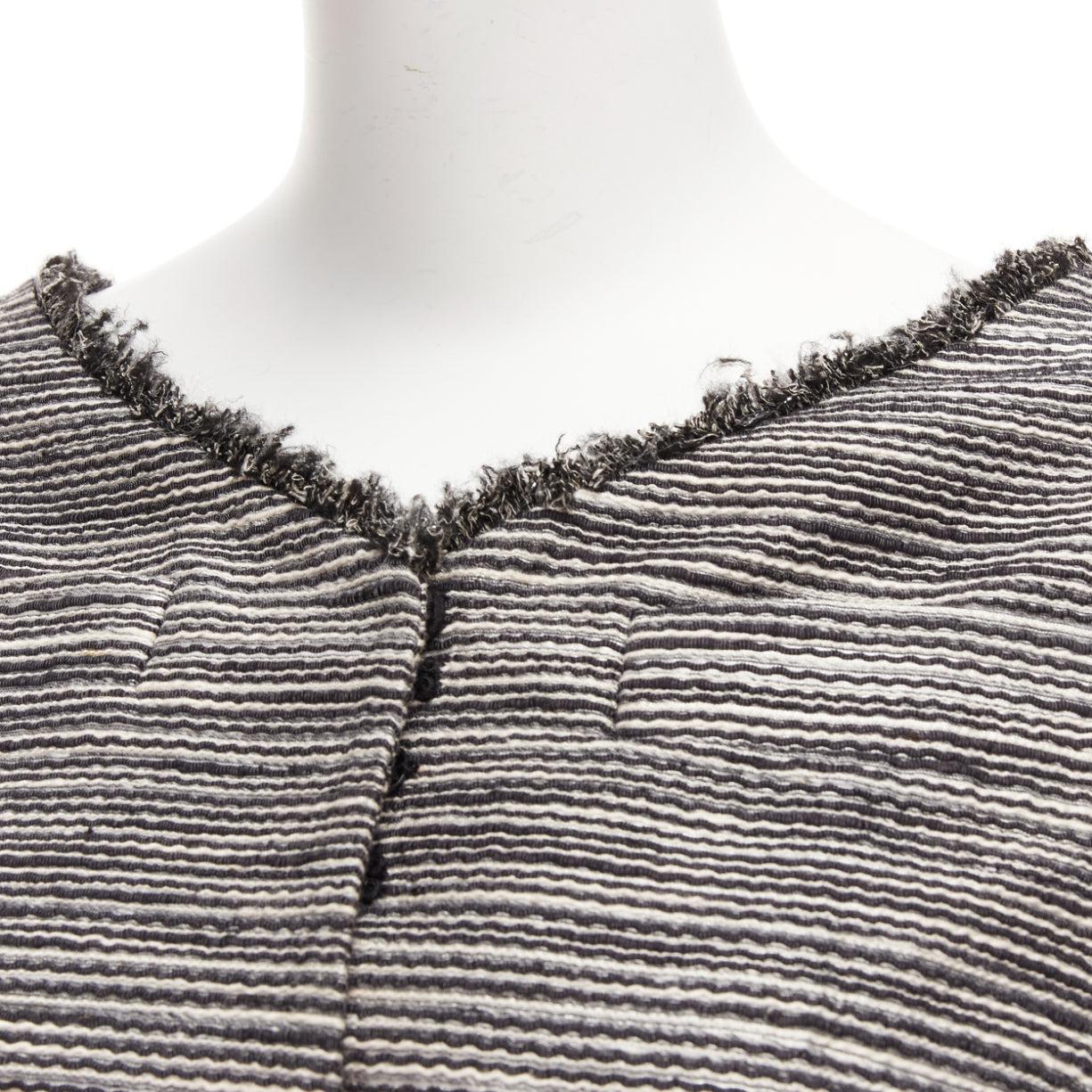 Christian Dior, giacca grigia con applicazioni in cotone e cintura in pelle, FR36 S in vendita 3