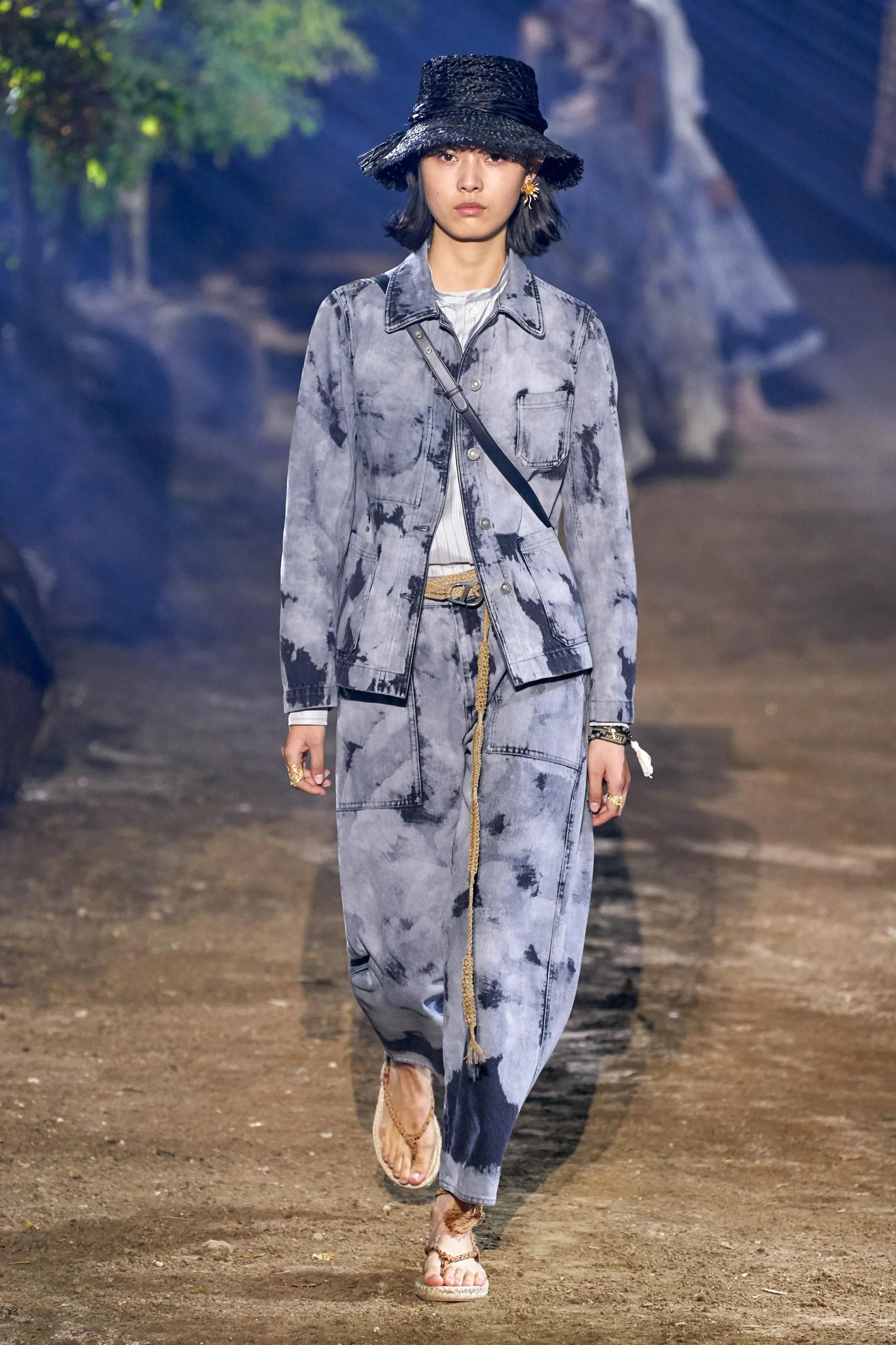 Christian Dior - Giacca in cotone grigio 2020 BLEACHED TIE-DYE DENIM 38 S in vendita 4