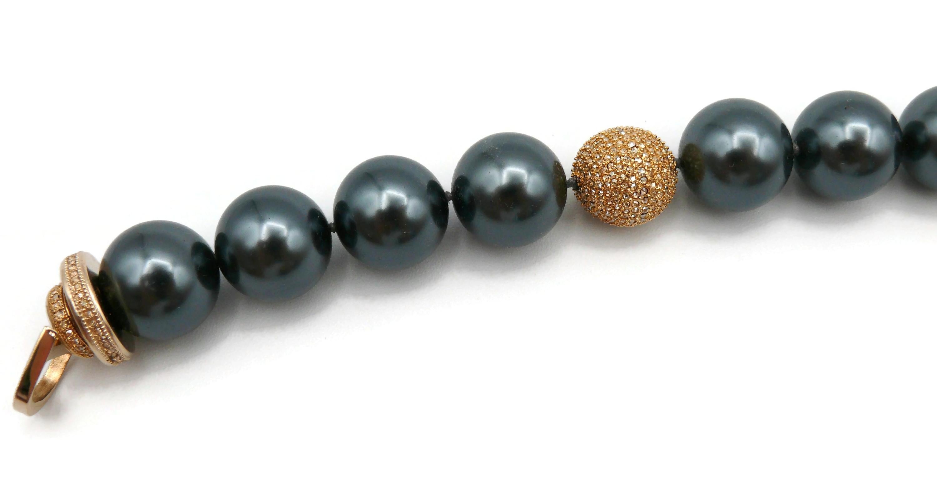 Christian Dior Grey Pearls Snake Jewelled Bracelet For Sale 4