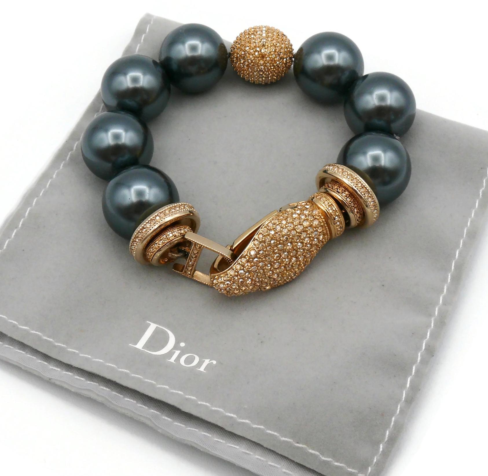 Christian Dior - Bracelet en serpent et perles grises Bon état - En vente à Nice, FR