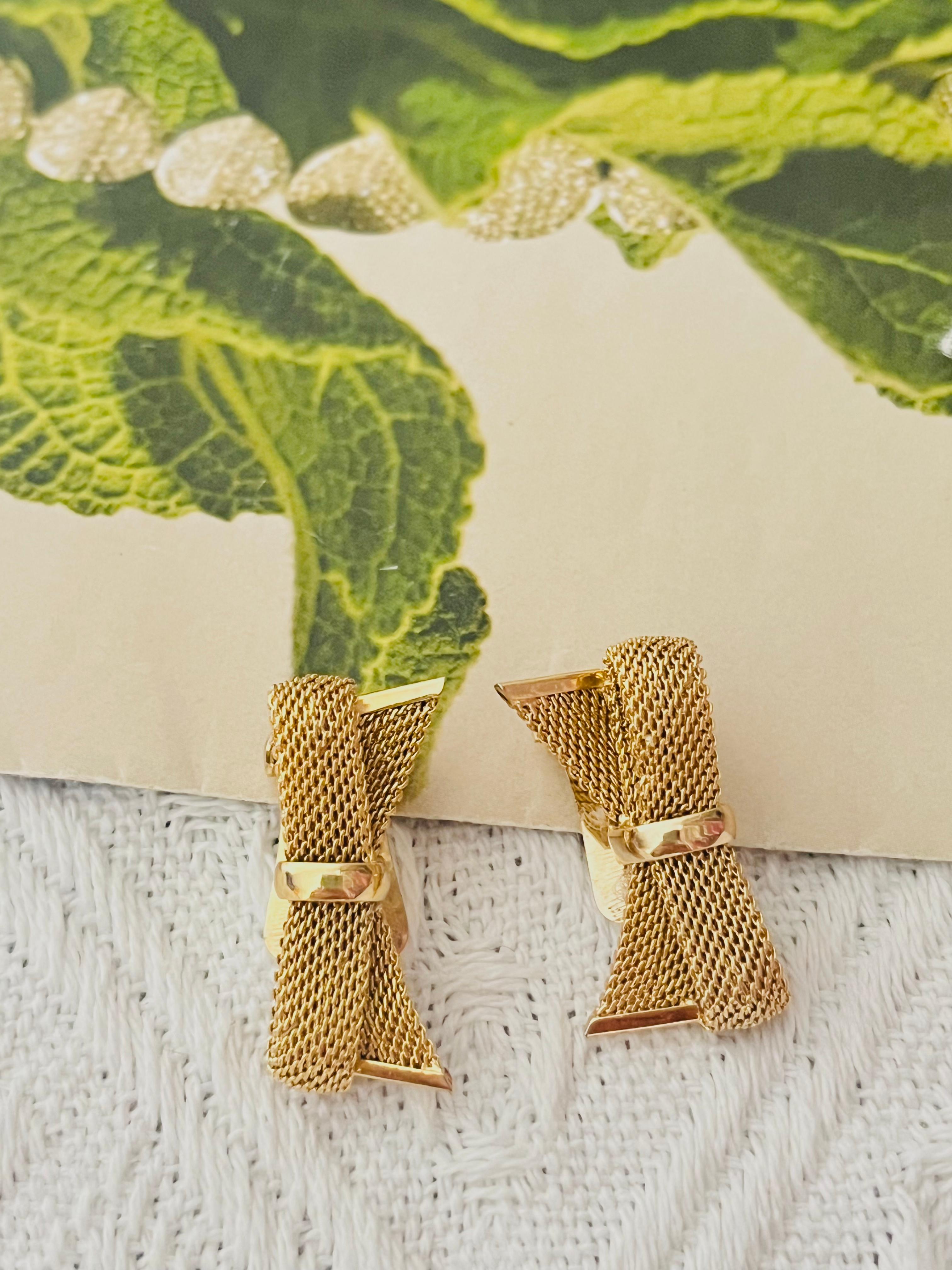 Christian Dior GROSSE 1958 Knot Bow Butterfly Ribbon Mesh Woven Clip Earrings In Excellent Condition In Wokingham, England