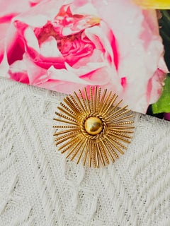 Christian Dior GROSSE 1958 Vintage Circle Round Sunburst Glow Rope Gold Brooch