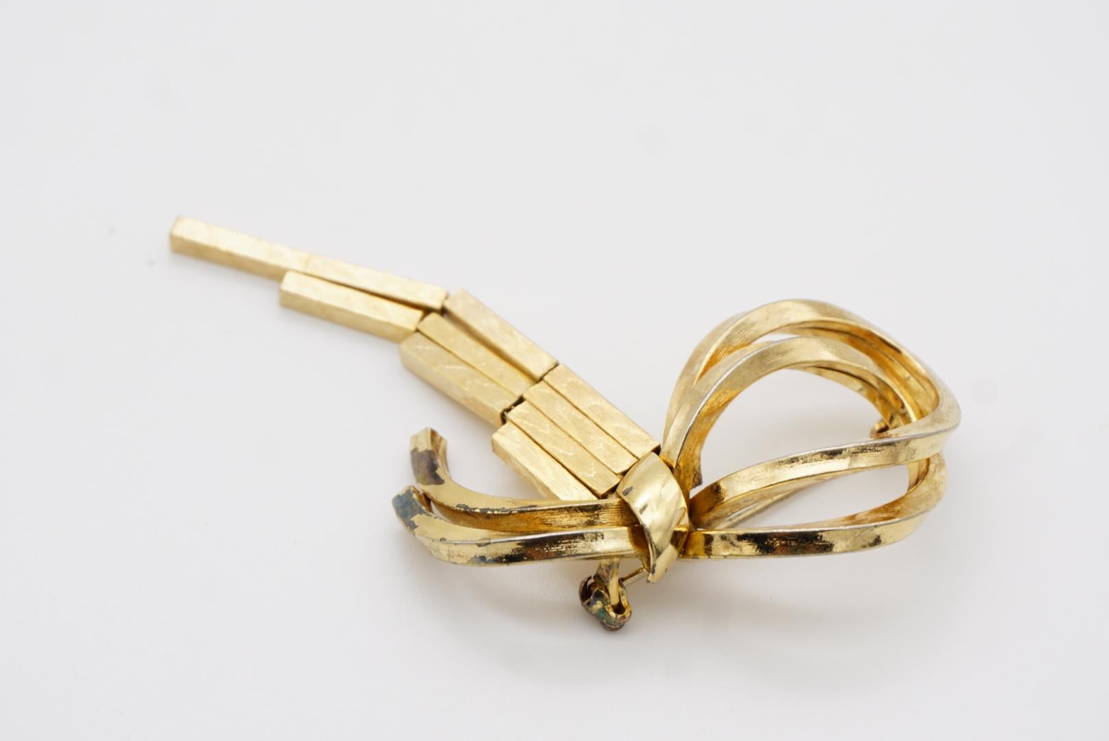 Christian Dior GROSSE 1958 Vintage Goldbrosche mit geometrischer Knotenschleife und Schleife mit Quaste und Quaste 6