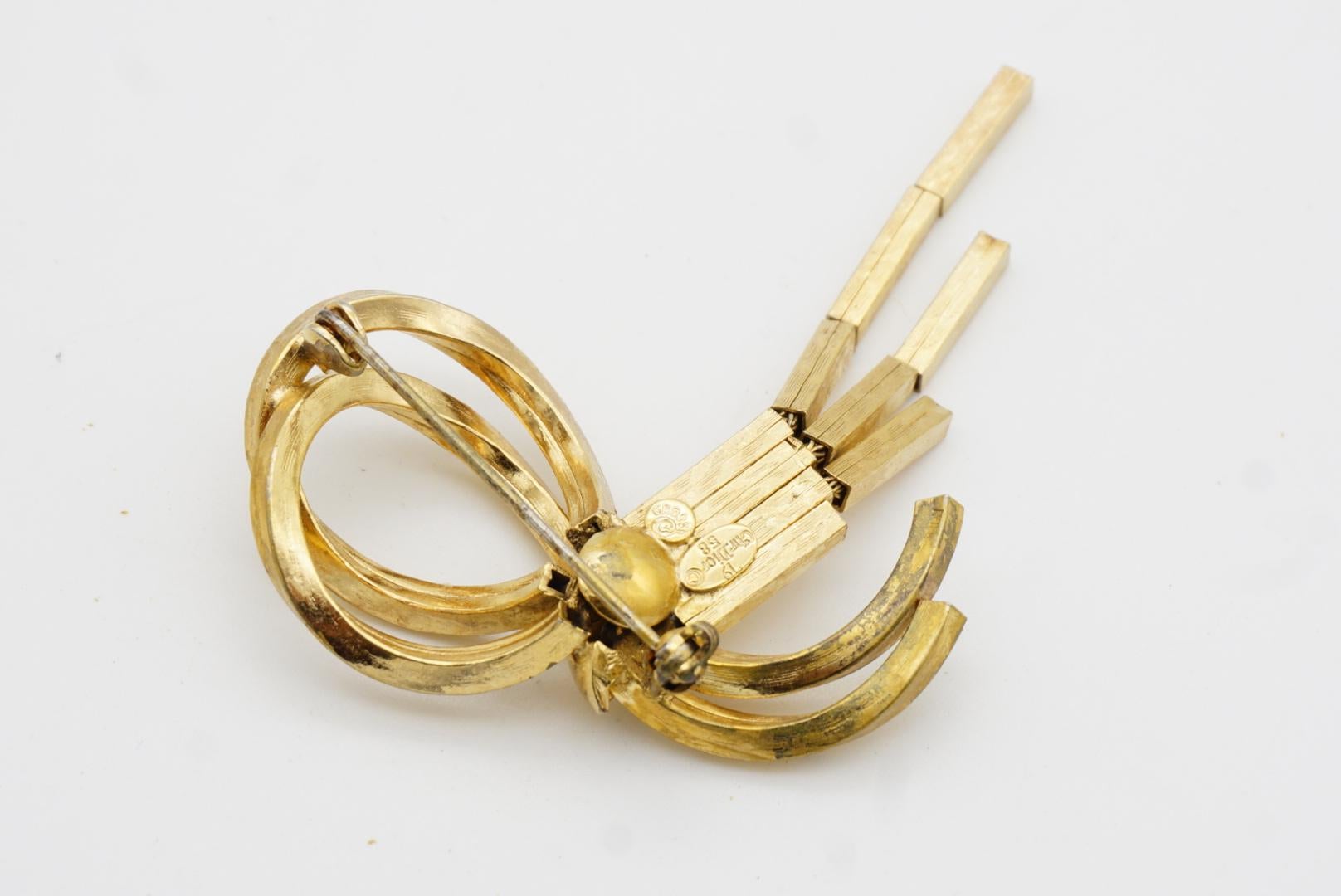 Christian Dior GROSSE 1958 Vintage Geometric Knot Bow Ribbon Tassel Gold Brooch For Sale 7