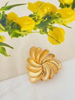 Christian Dior GROSSE 1958 Vintage Gold Unisex Rare Swirl Twist Spiral Brooch