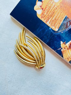 Christian Dior GROSSE 1958 Vintage Large Chunky Curled Leaf Gold Feather Brooch