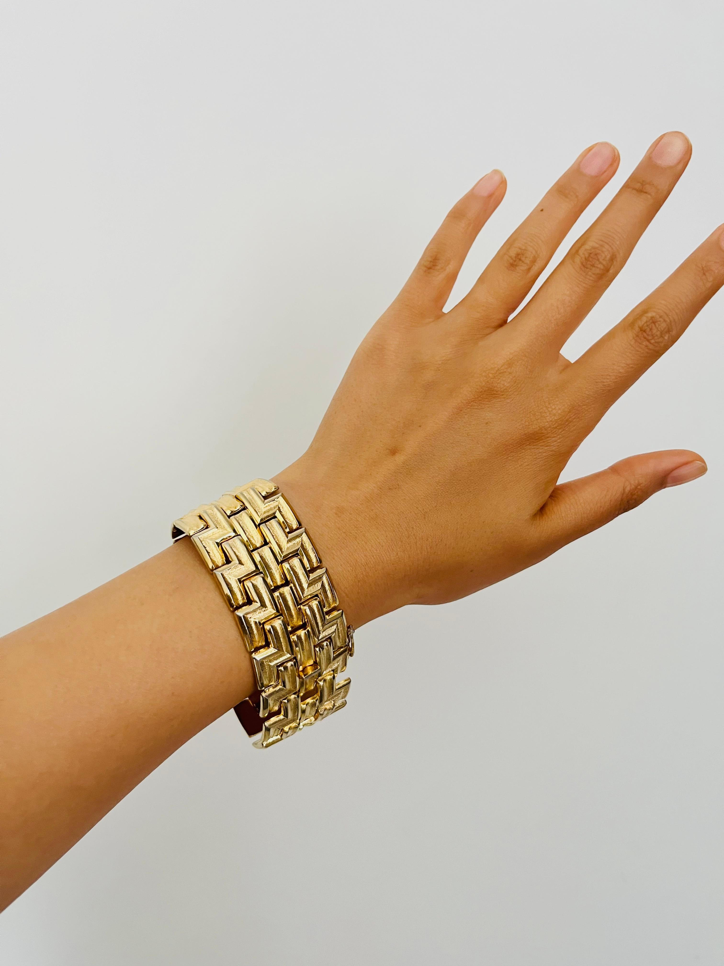 Christian Dior GROSSE 1958 Bracciale a maglie larghe A Link intrecciate e traforate in vendita 2