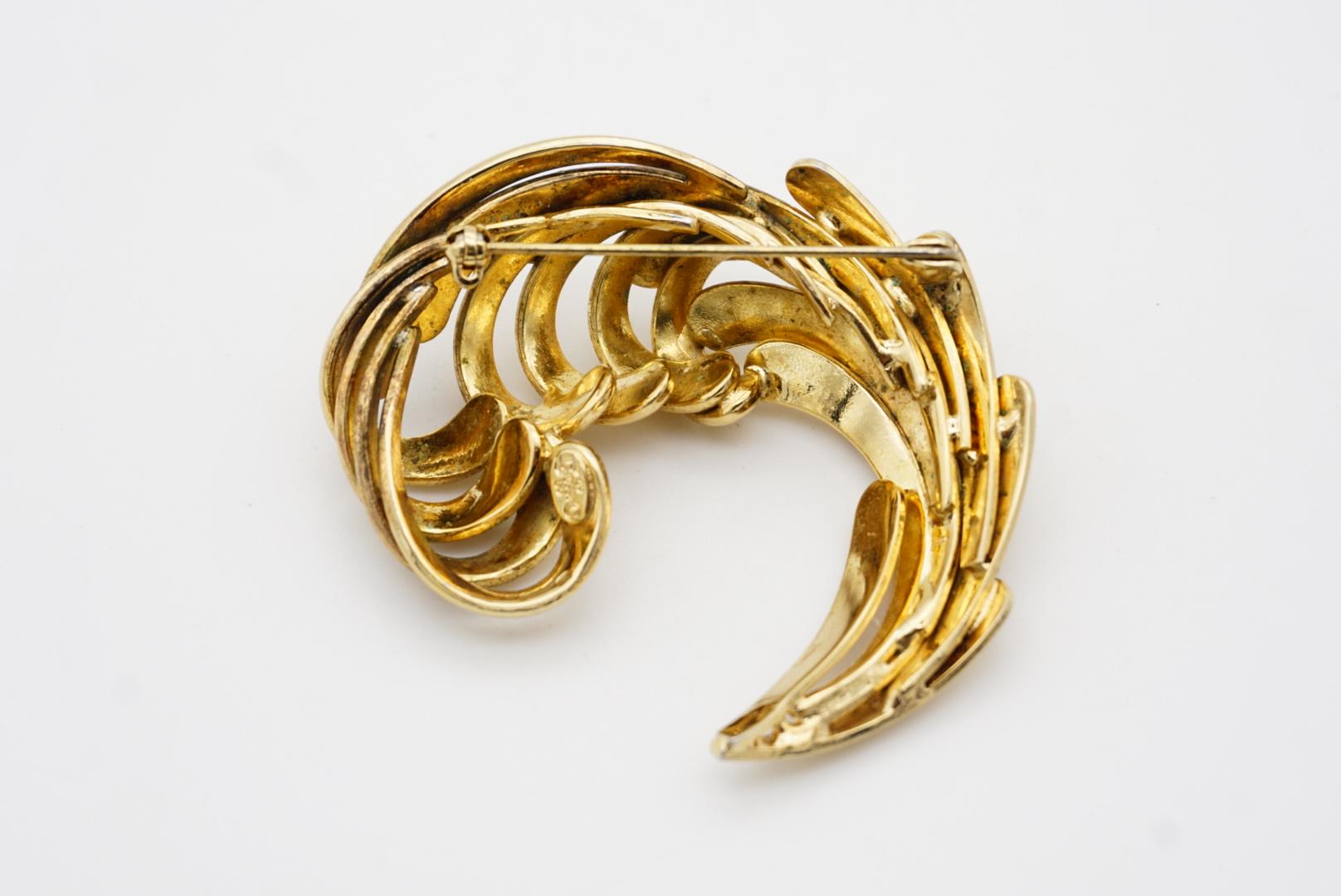 Christian Dior GROSSE 1959 Vintage Extra Large Openwork Swirl Twist Gold Brooch For Sale 4