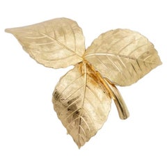 Christian Dior GROSSE 1959 Vivid Texture Trio Leaf Wavy Swirl Twist Gold Brooch